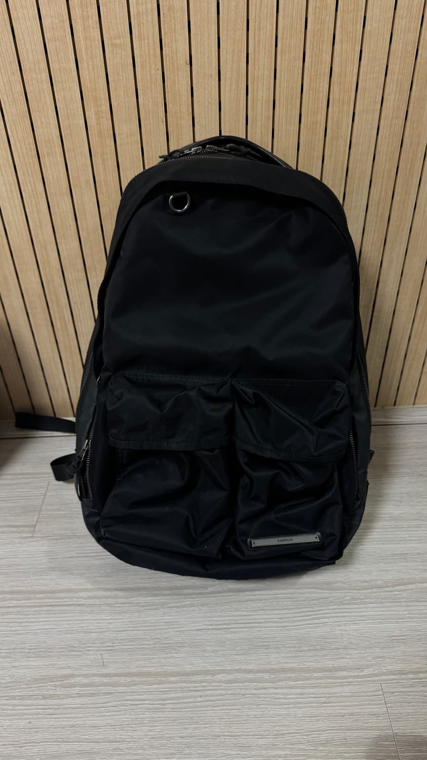 로우로우 시티워커 PRO 백팩 012  블랙 상품이미지1