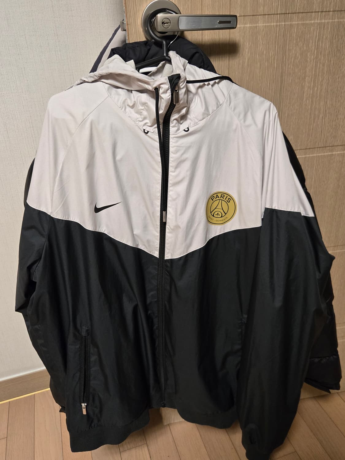 나이키 파리생제르망 바람막이 xl 프랑스 현지 상품이미지1