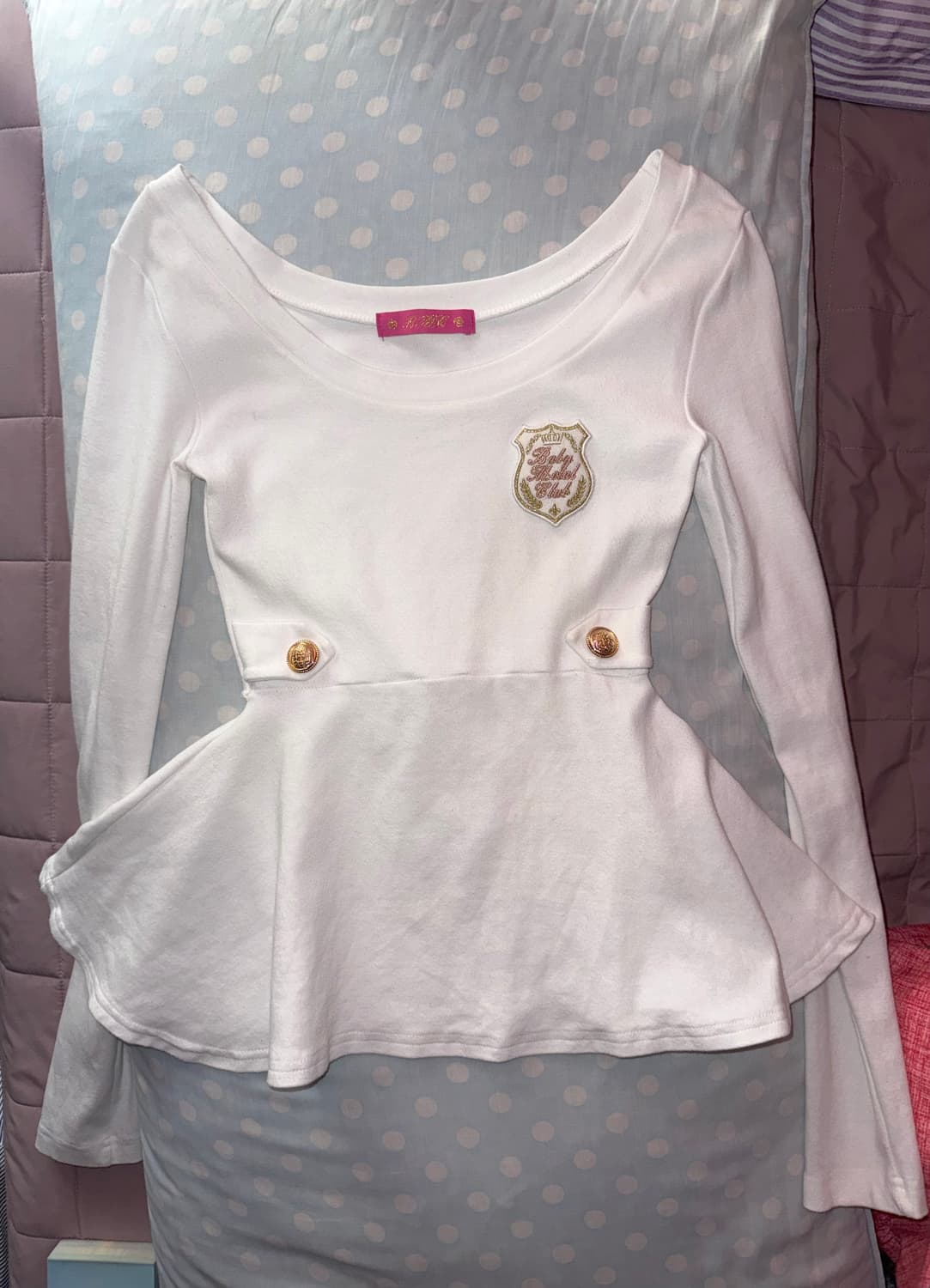 베이비메탈클럽 메구미 탑 플레어 긴팔티 히메갸루 U넥 골드금장로고 상품이미지6