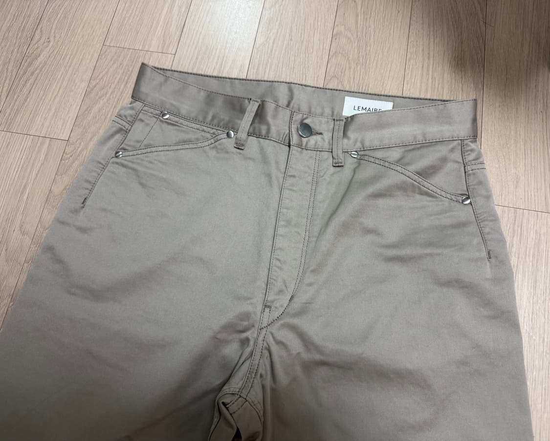 르메르(Lemaire) 백사틴 심리스 팬츠 48 상품이미지1