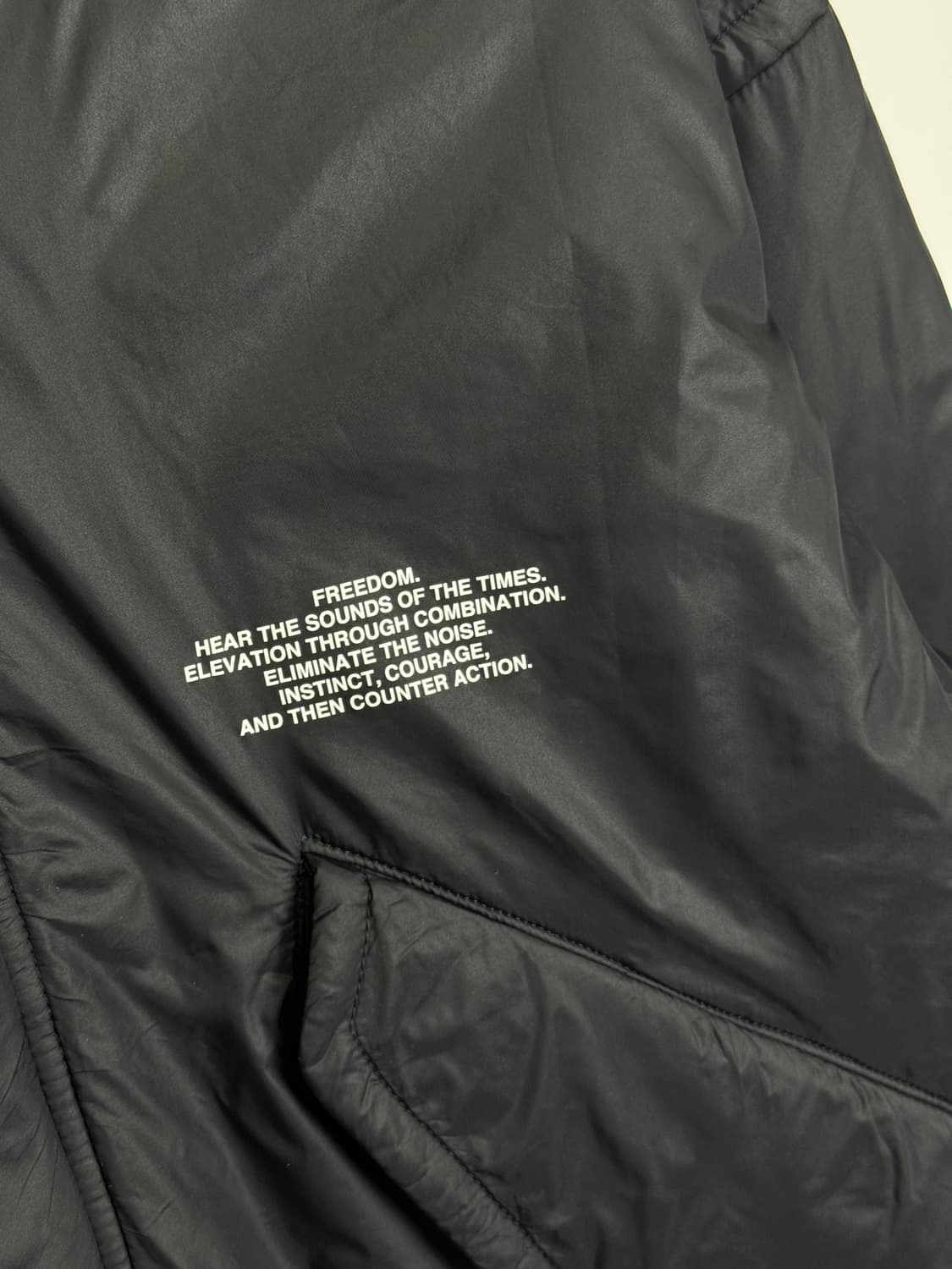 GU X 언더커버 패디드 오버사이즈 피쉬테일 코트 S 상품이미지4