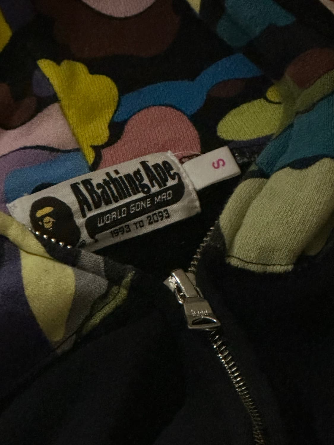 베이프 희귀 멀티컬러 카모 샤크 후드집업 상품이미지3