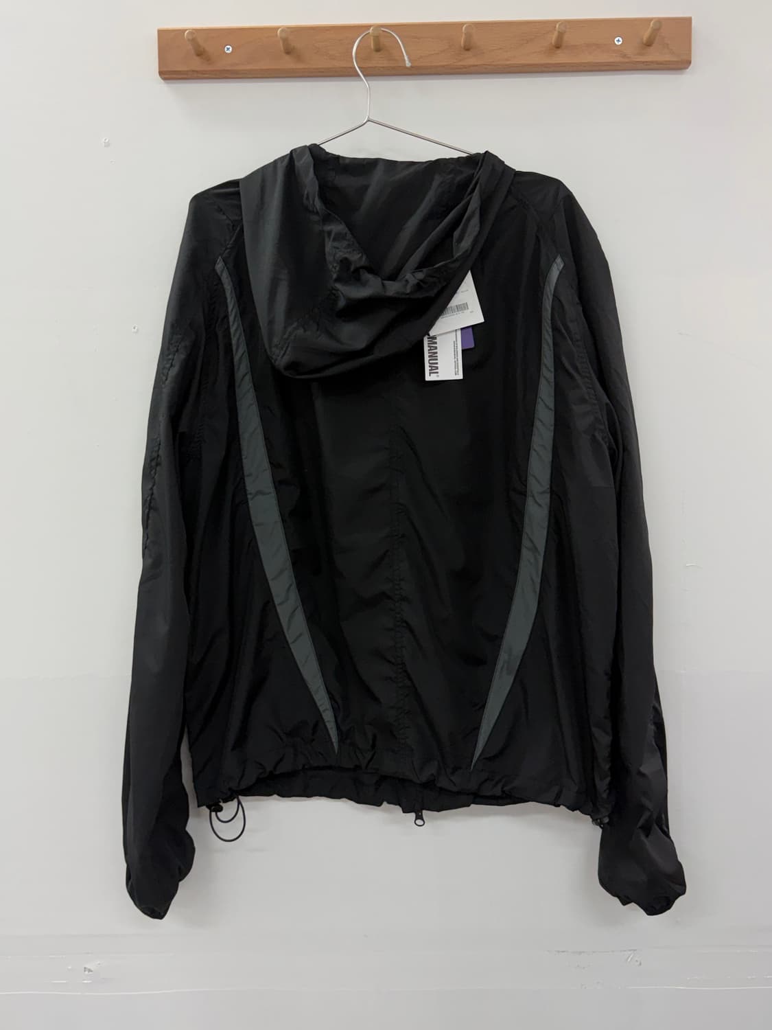 노매뉴얼 라이트 쉴드자켓 새상품 상품이미지2