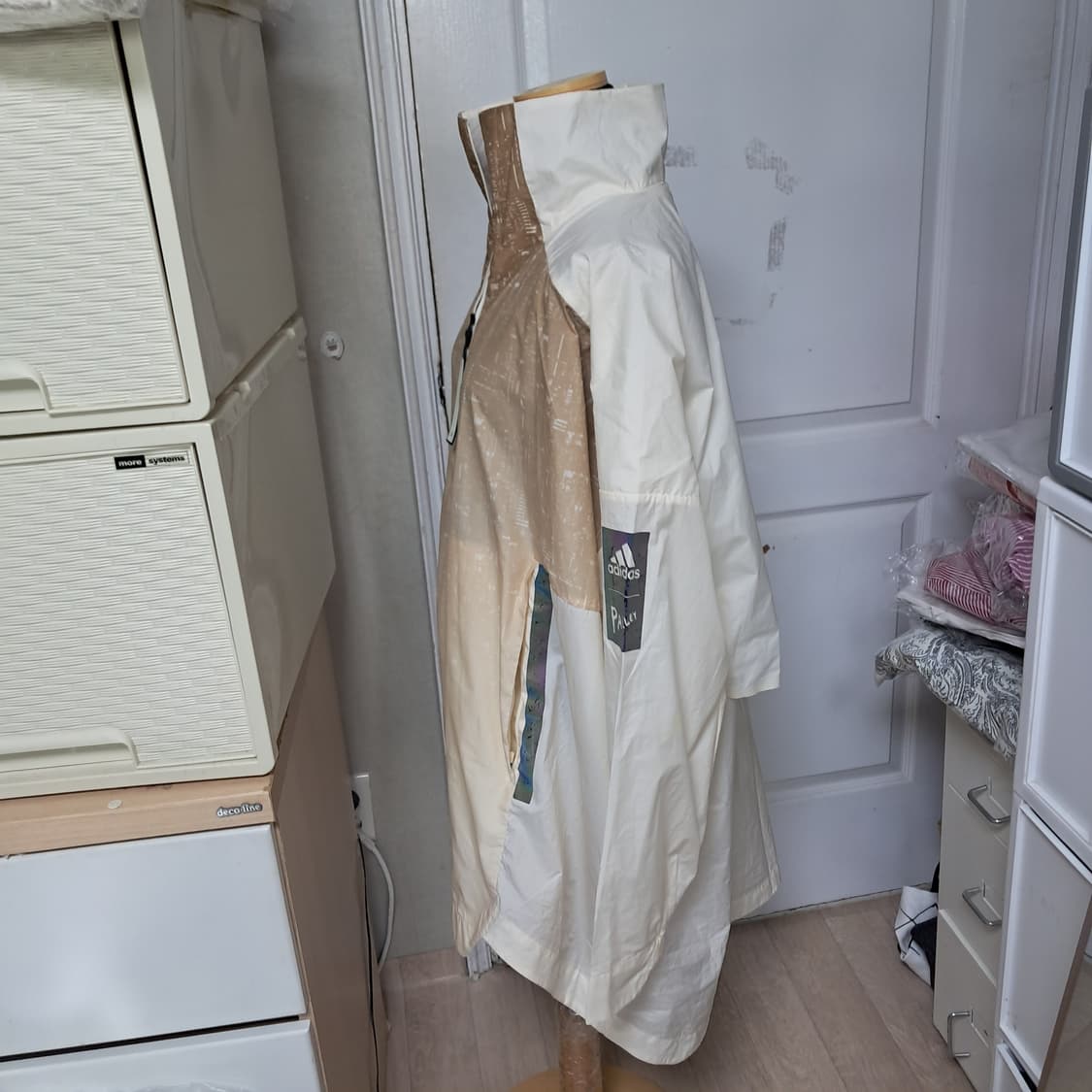 아디다스 Parley 패커블 남성 바람막이 점퍼 자켓 L(루즈핏) 상품이미지2