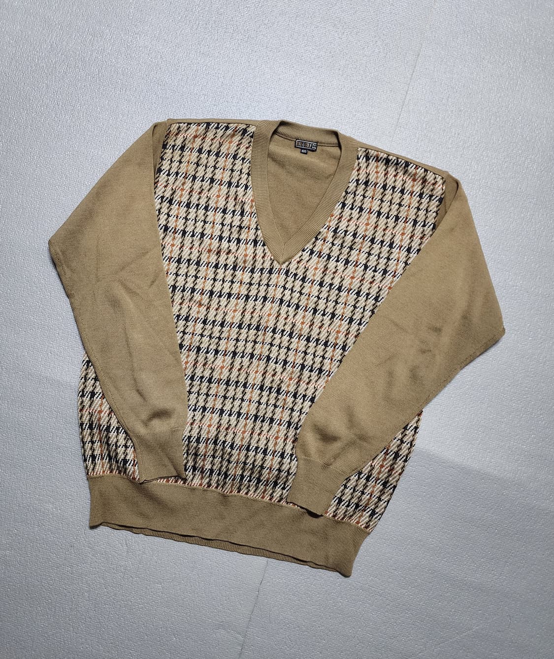 빈티지 닥스 체크 브이넥 울니트 스웨터 상품이미지1