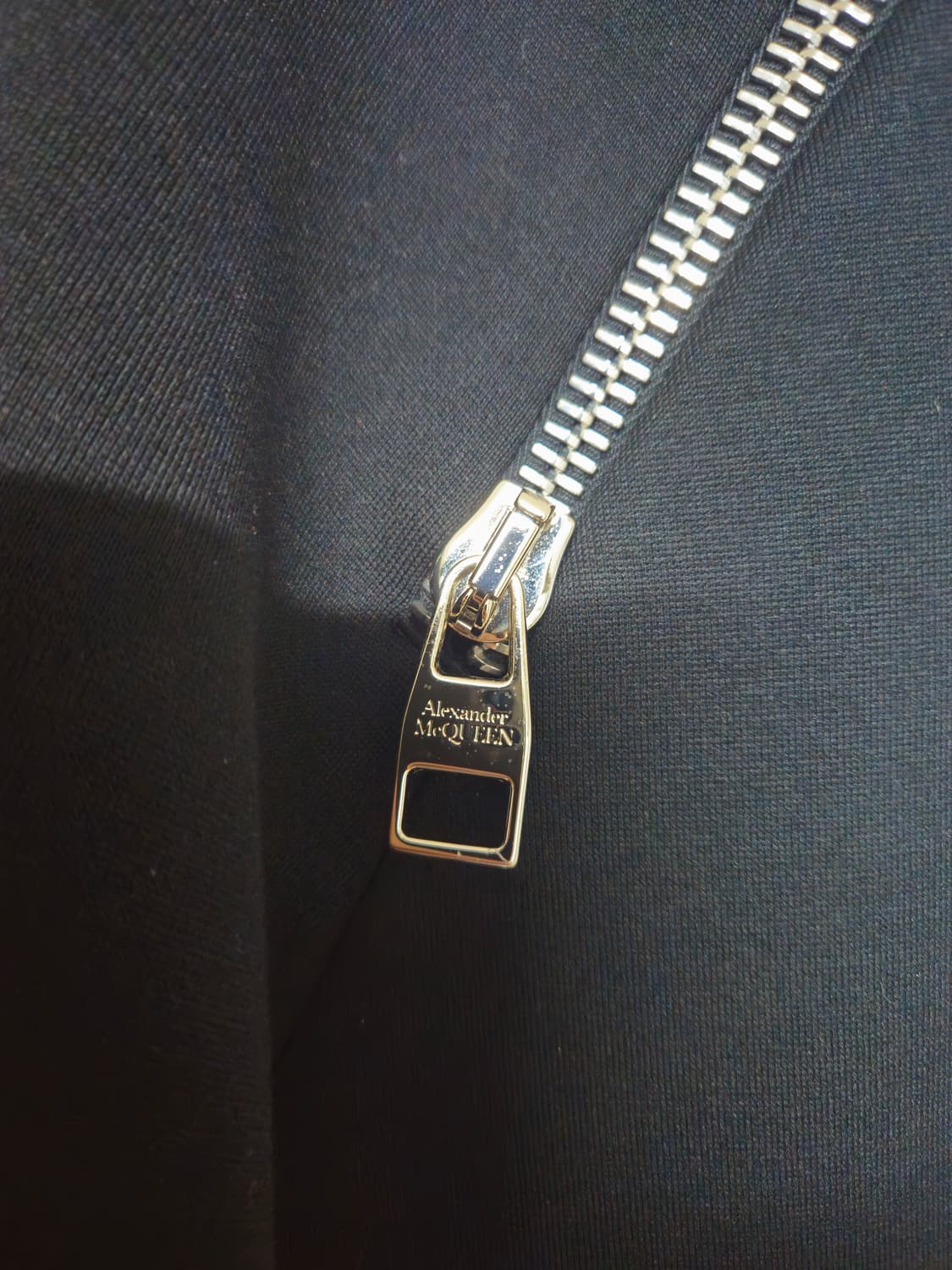 알렉산더 맥퀸 Alexander McQueen 지퍼 스웻 셔츠 블랙 M 상품이미지3