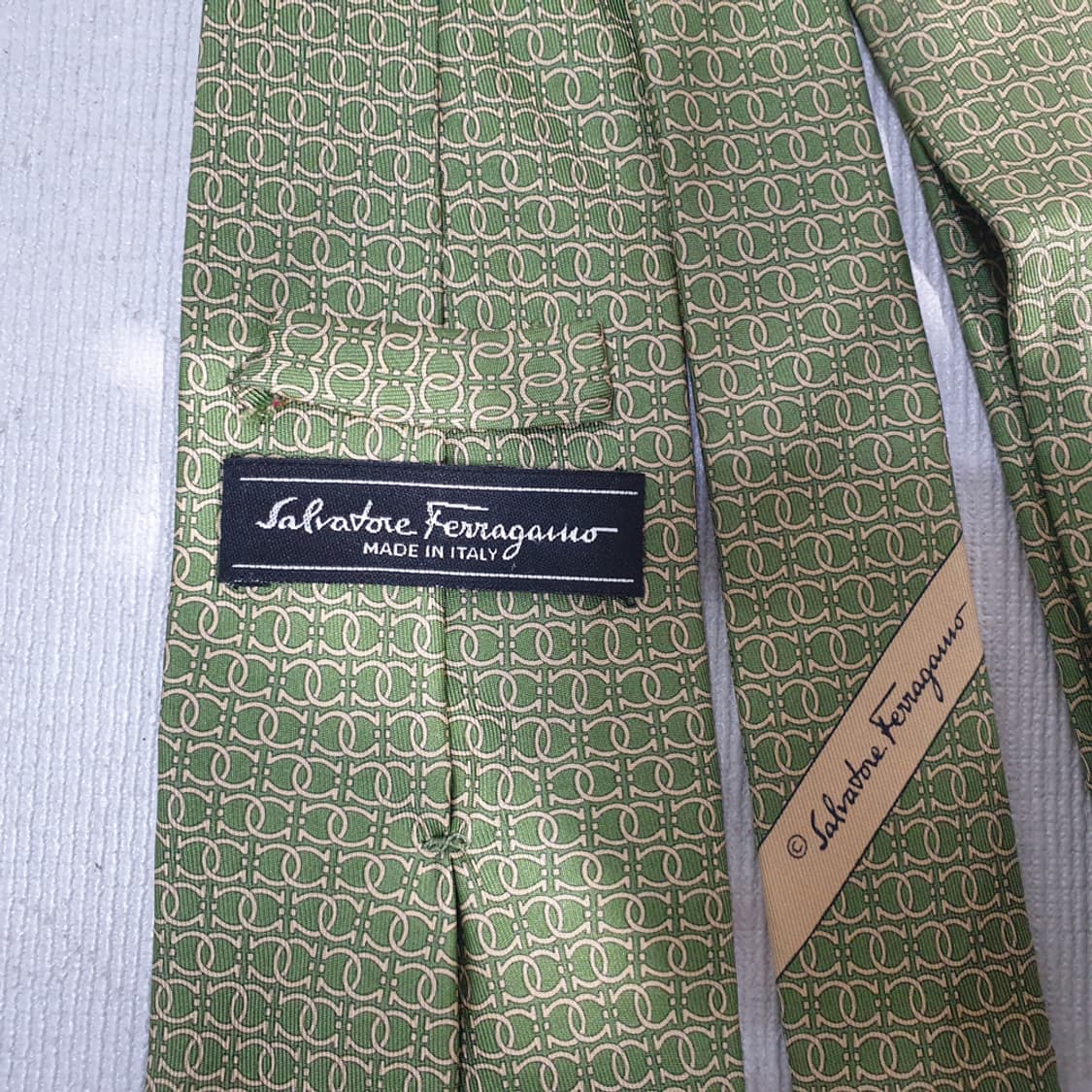 살바토레페레가모 패턴 넥타이 상품이미지4