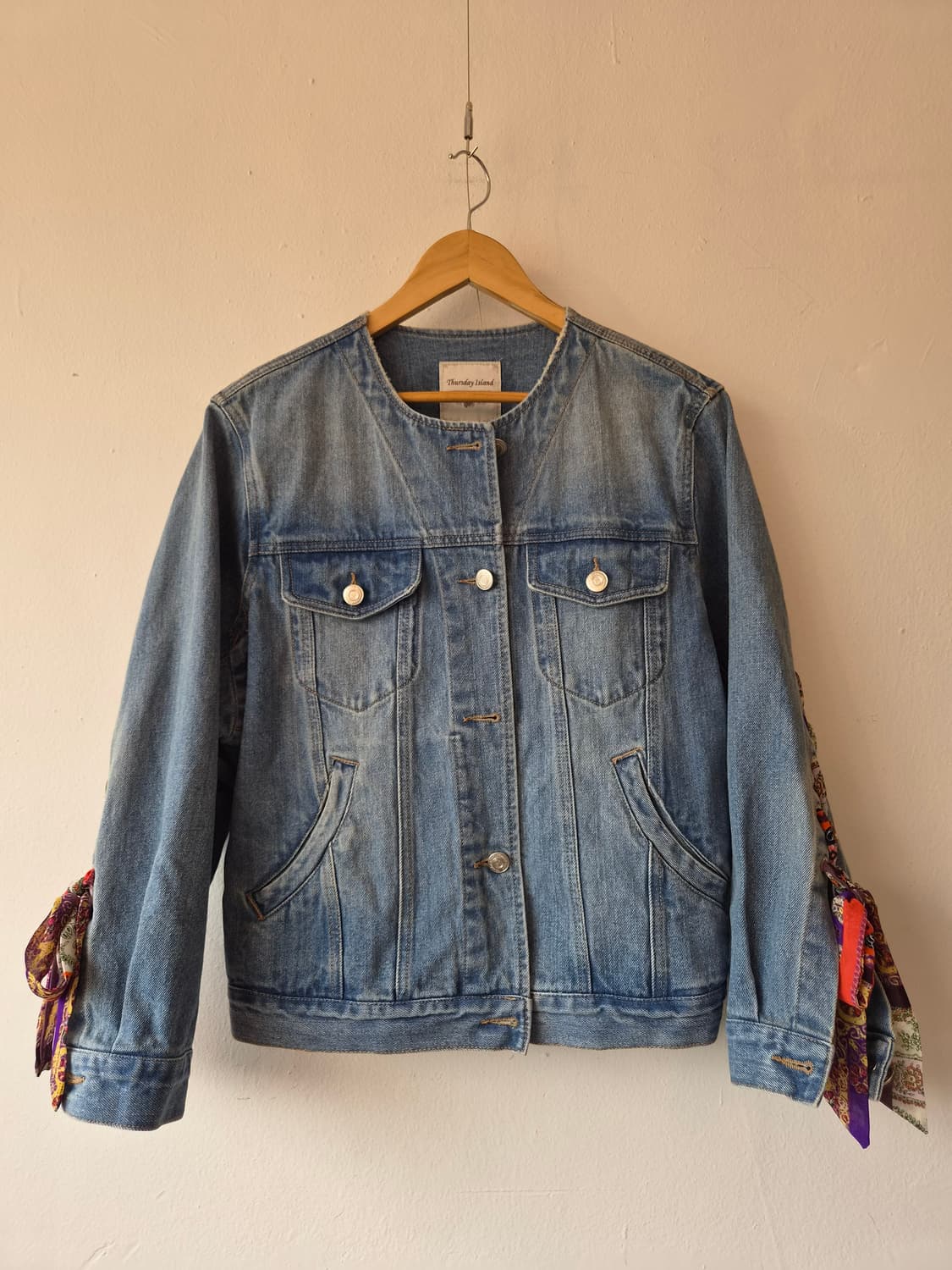 써스데이아일랜드 여성 노카라데님자켓 S사이즈 상품이미지2