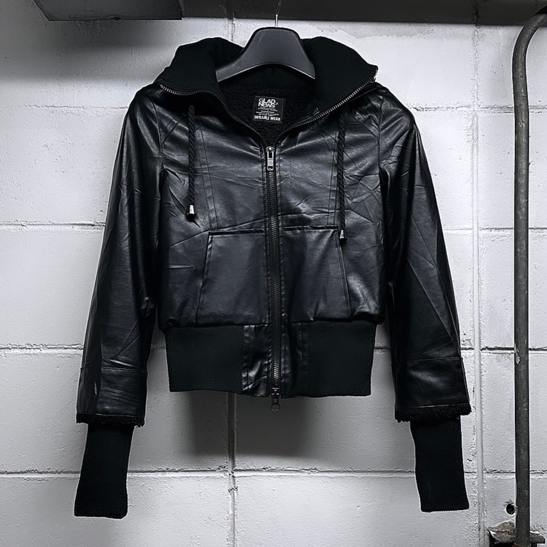 Glad news crop leather jaket 상품이미지1