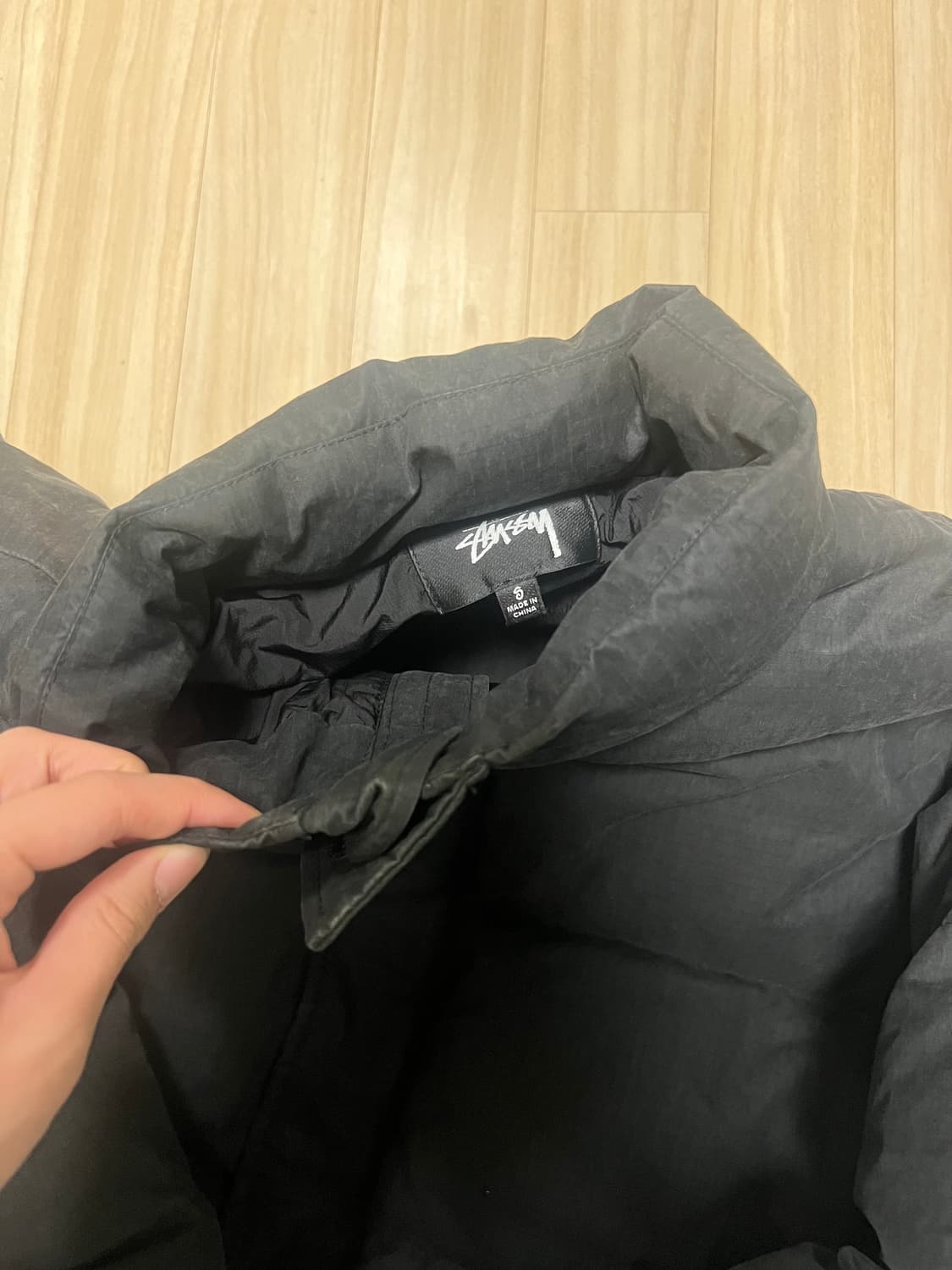 스투시 립스탑다운 패딩 블랙 상품이미지3