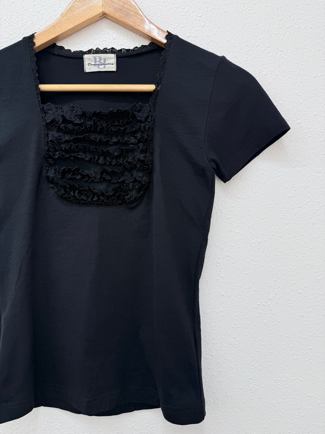 빈티지 블랙 프릴 레이스 반팔 티셔츠 상품이미지2