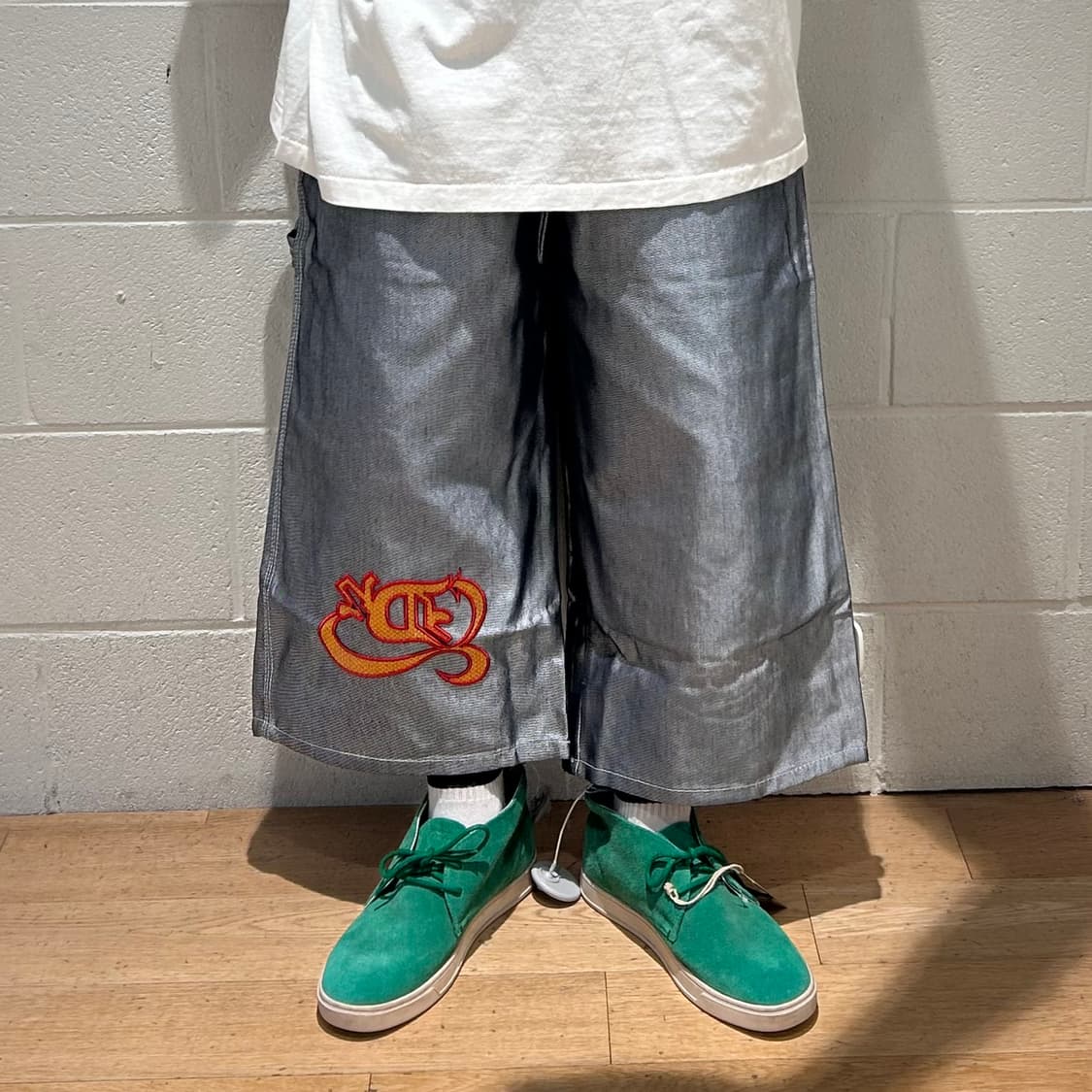 Hip-Hop Silver Bermuda Pants 상품이미지2