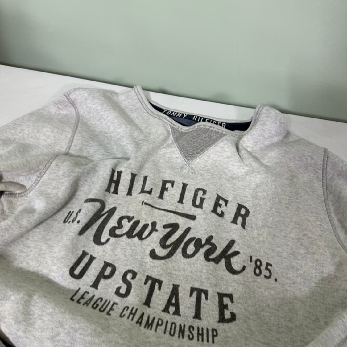 L 타미힐피거 빈티지핏 오트그레이 오버핏 빈티지로고 맨투맨 상품이미지4