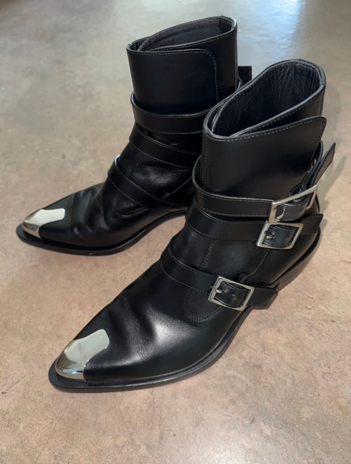 Alexander McQueen 알렉산더 맥퀸 메탈 스트랩 부츠 상품이미지3