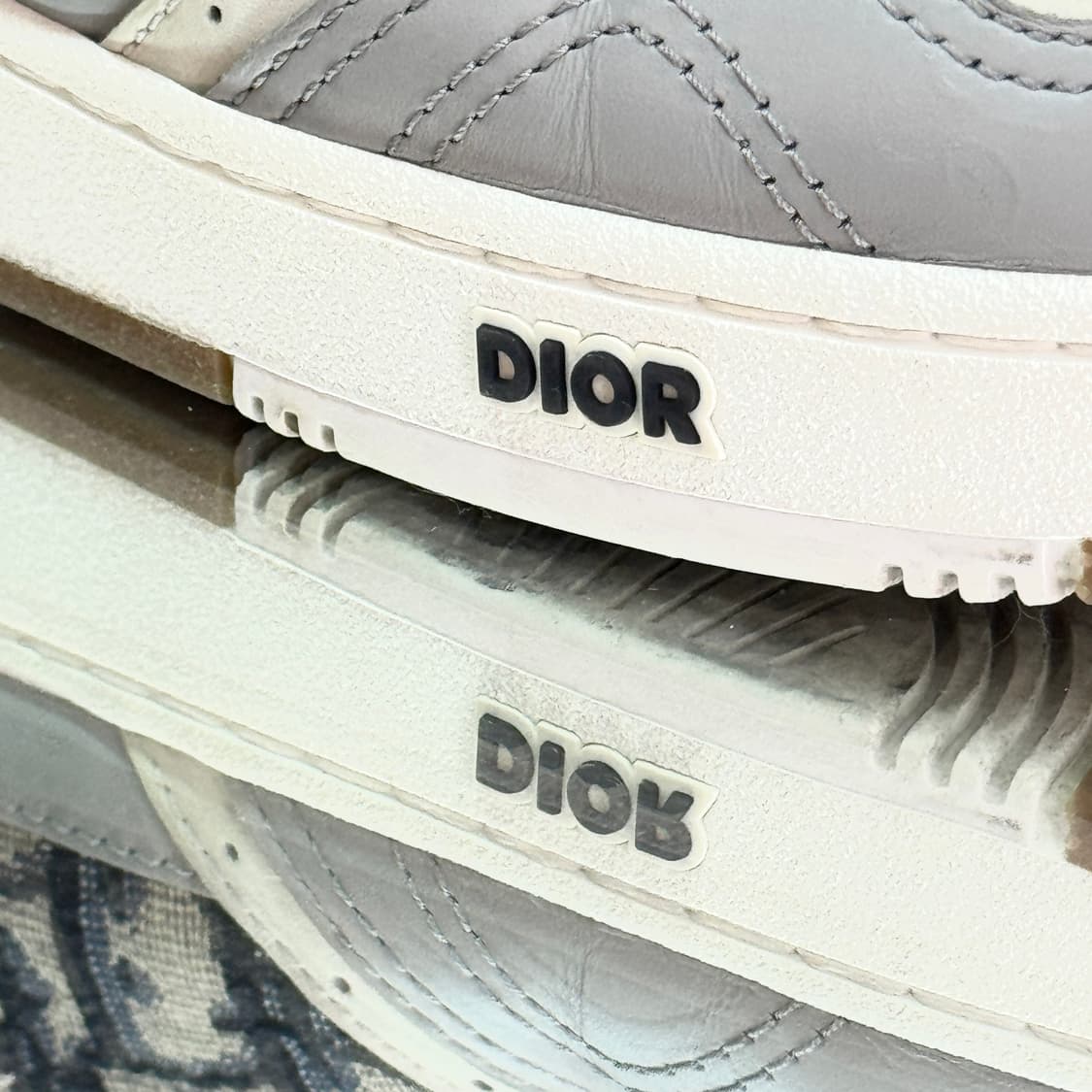 [정품] 디올 B27 러너 스니커즈 42 상품이미지7