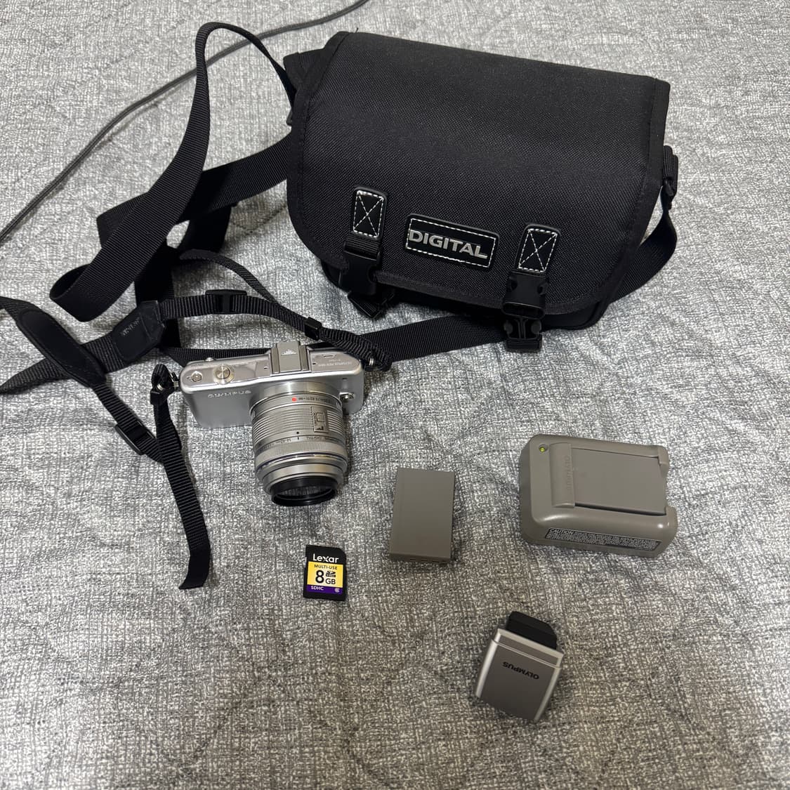 올림푸스 PEN MINI E-PM1 상품이미지1