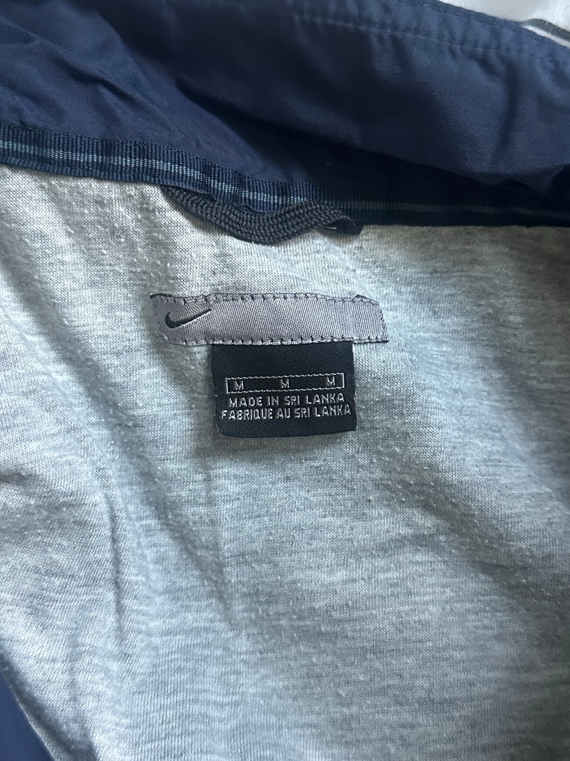 Nike 바람막이 M 상품이미지4