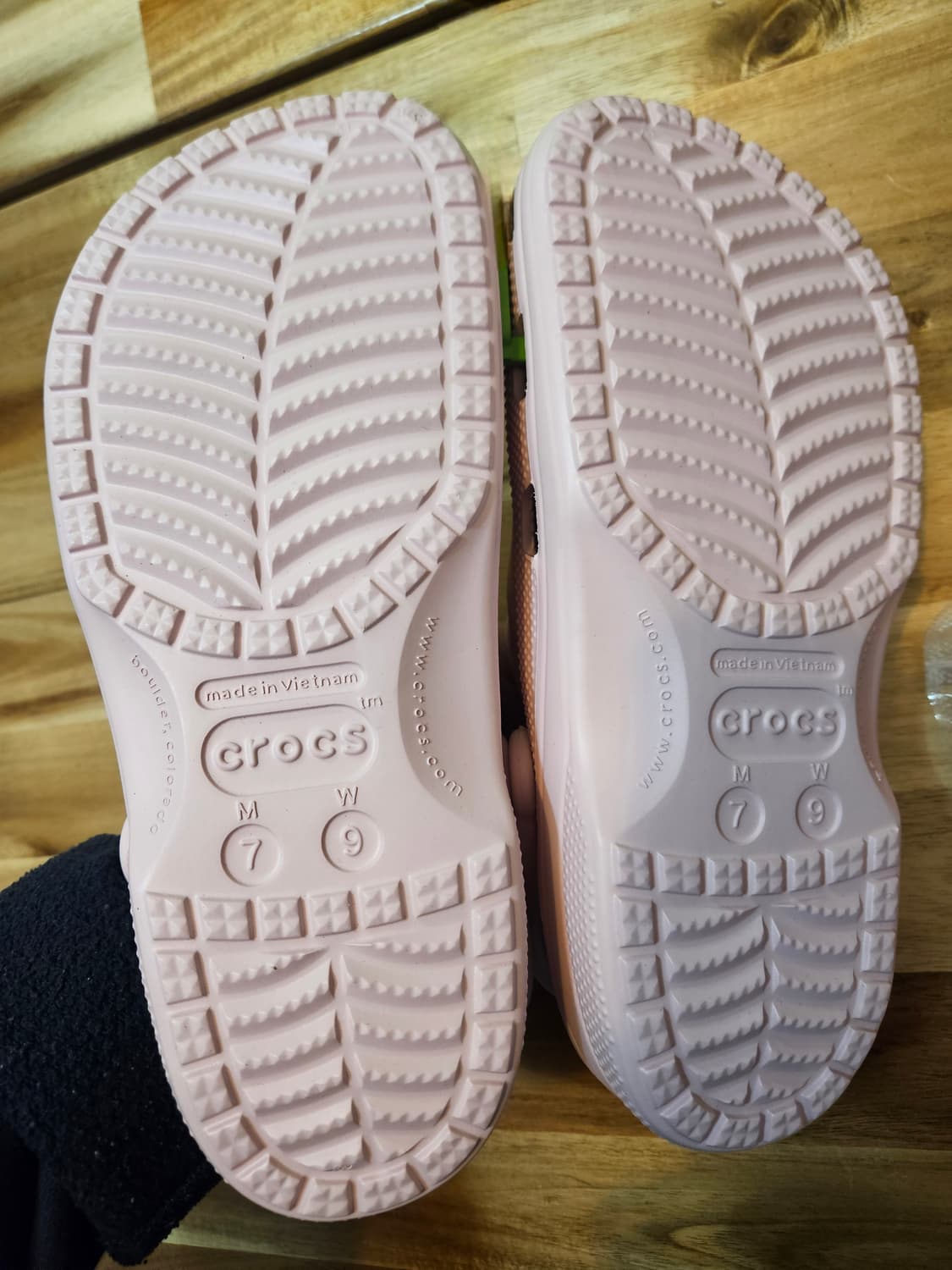 크록스 바야 클로그 슬리퍼 10126 베어리핑크 M7W9(260) 상품이미지6