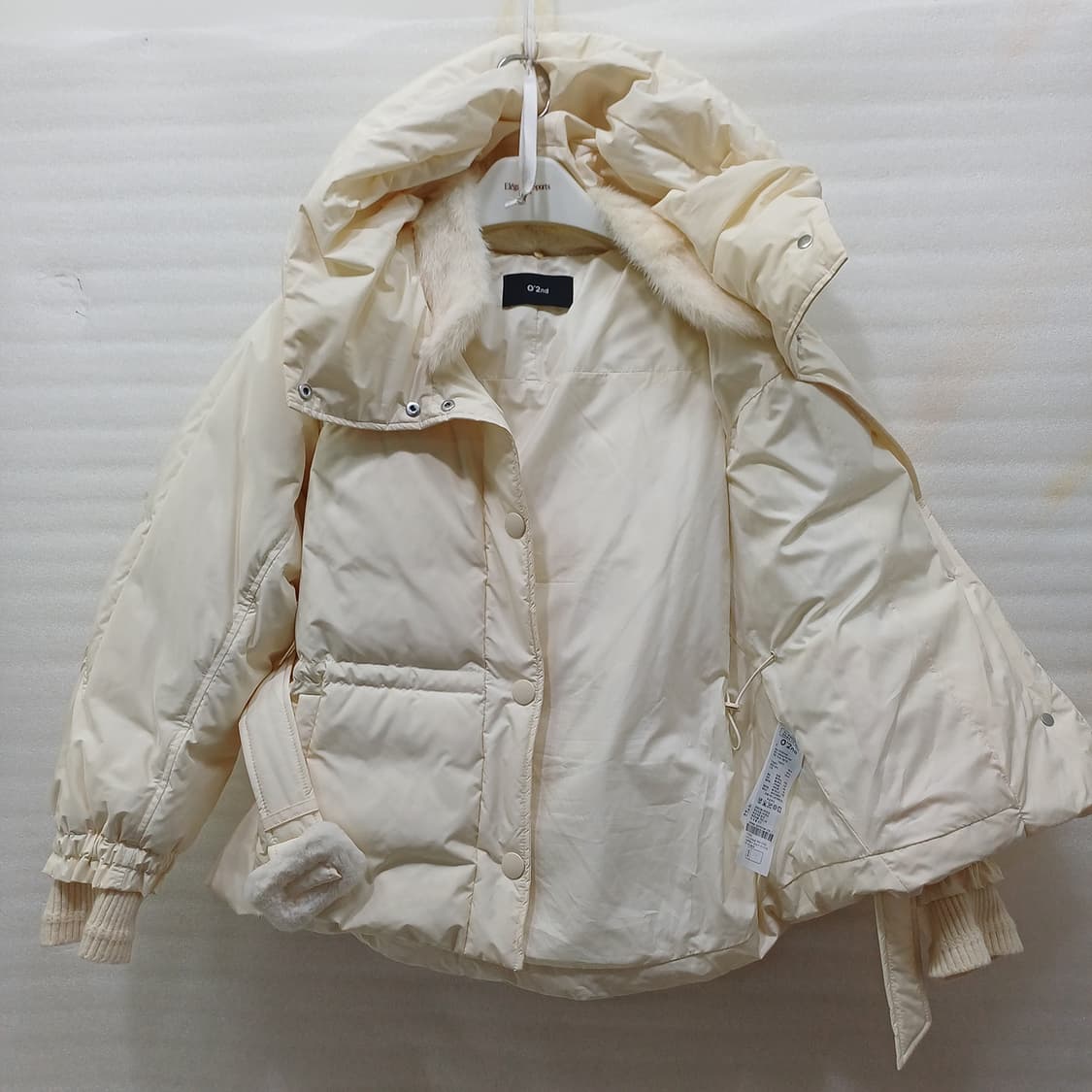 한섬 오즈세컨 밍크카라 구스 다운 숏 패딩 여성 XS S 훌륭 사랑봉봉 상품이미지3