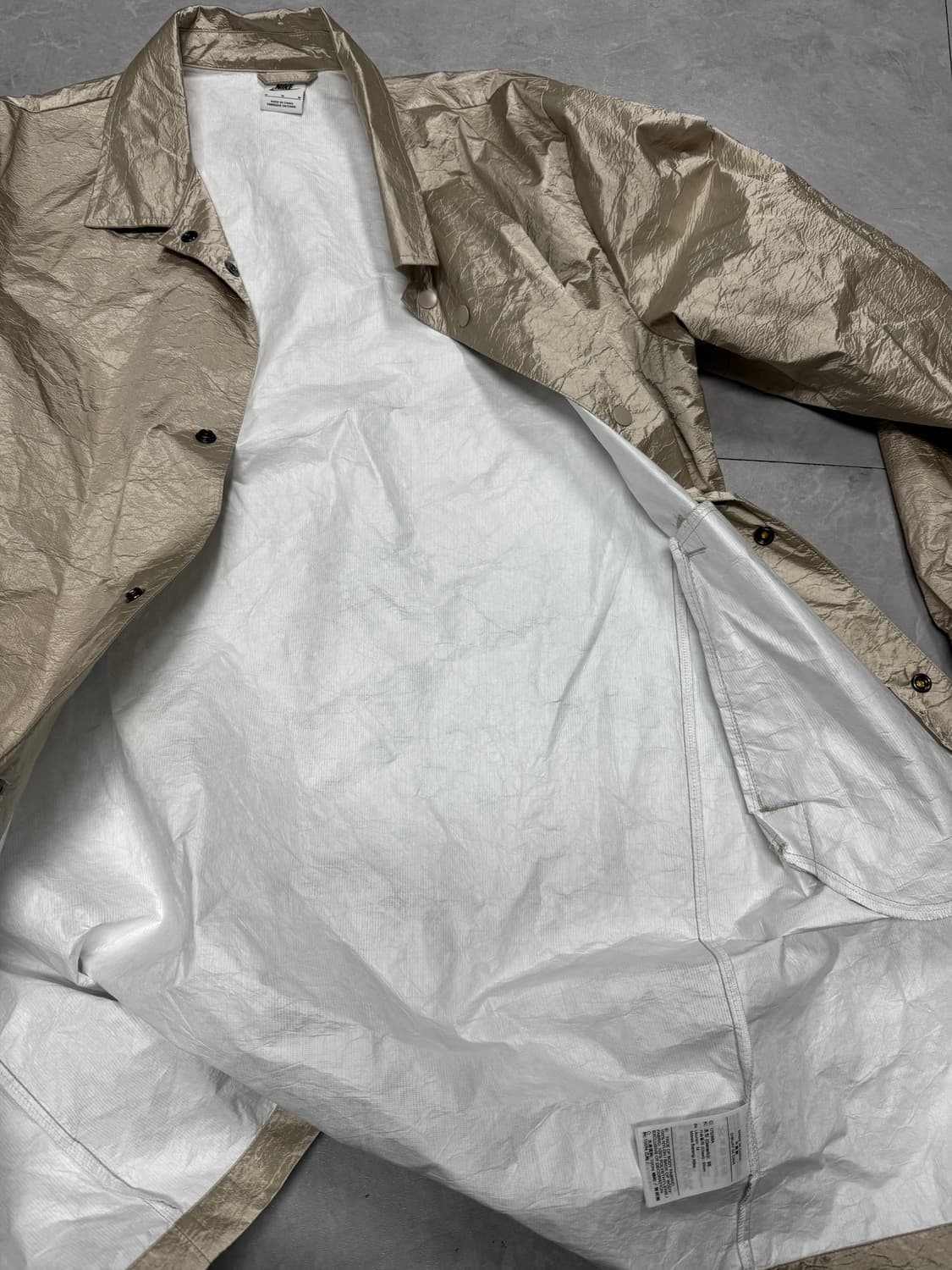 나이키 X 에센셜 롱 코치 자켓 상품이미지3