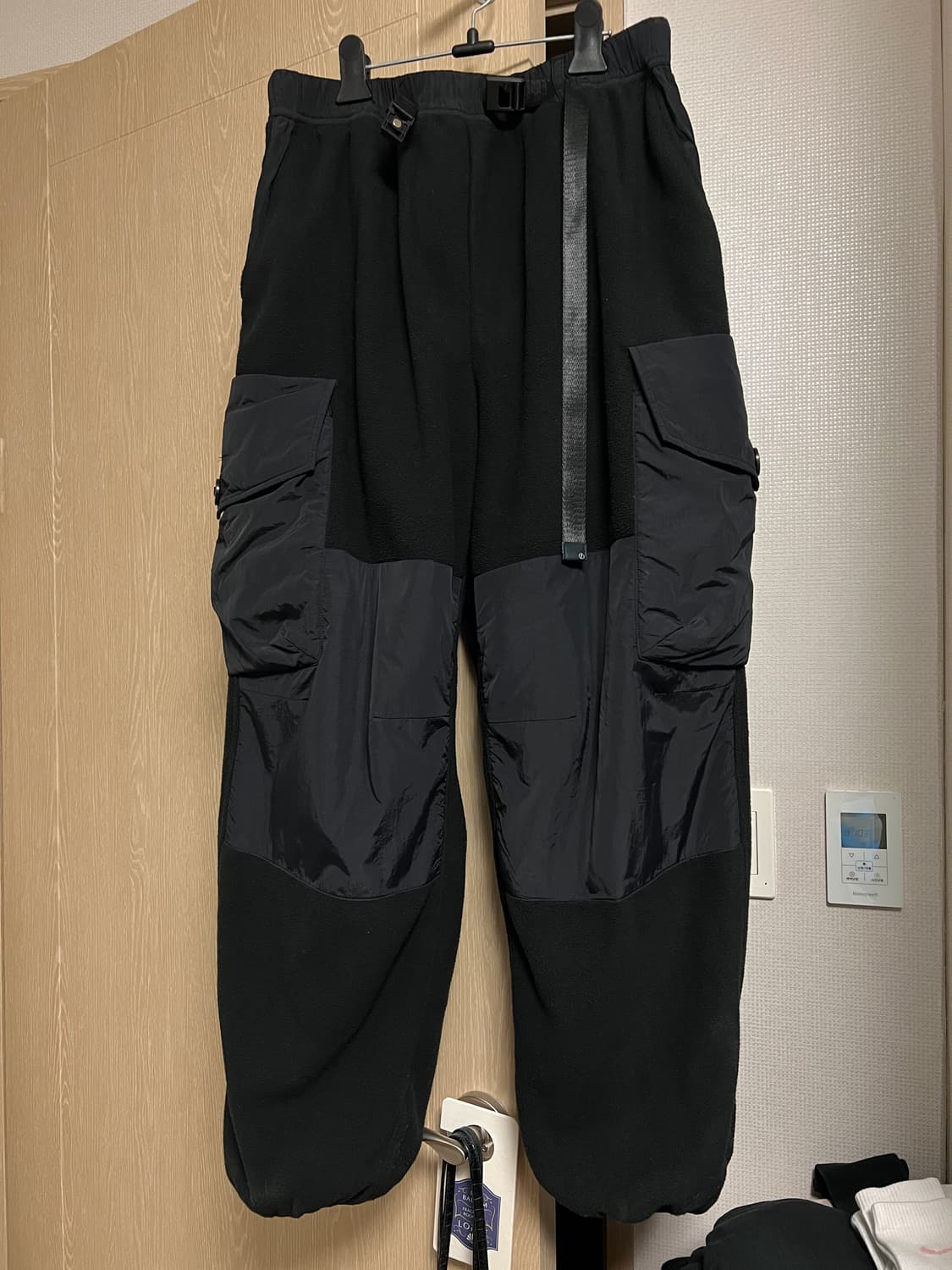 모이프 25FW 하이커팬츠 블랙 2사이즈 팝니다. 상품이미지1