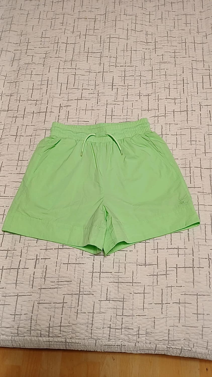 뉴발란스 얇은우븐반바지 27인치 기장40 상품이미지1