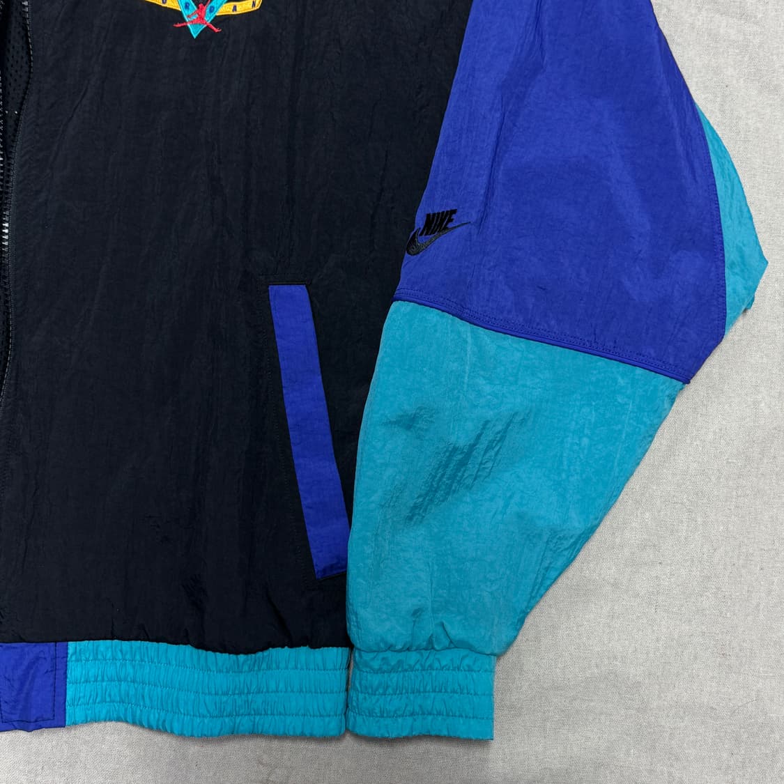 조던 해외판 레거시 플라이트 바람막이 봄버 M 상품이미지4