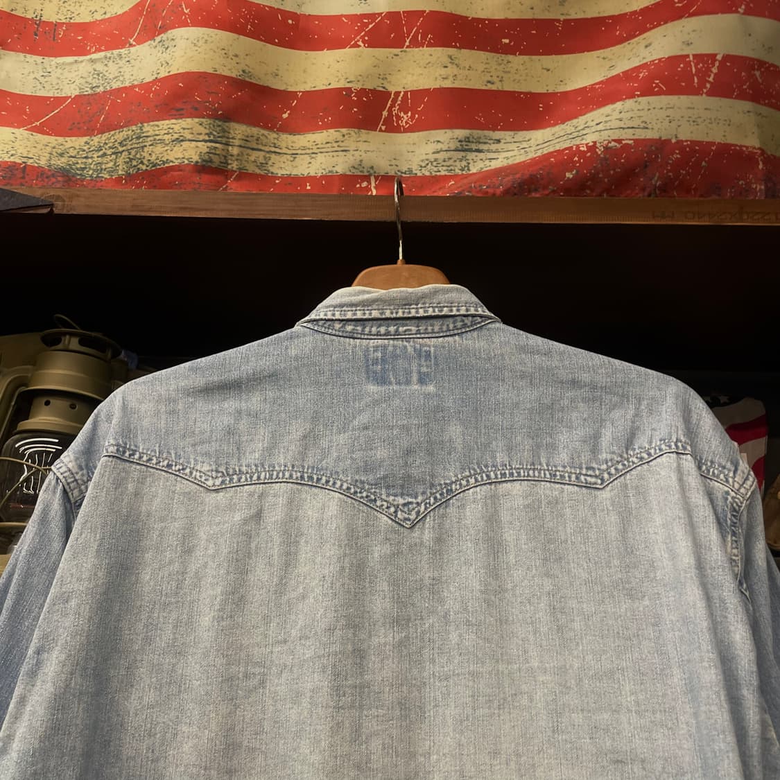 90s 리바이스 웨스턴 펄 스냅 데님 셔츠 상품이미지4