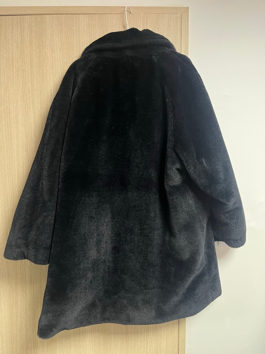 (OLSSEN) BLACK FUR COAT 올슨 퍼 코트 상품이미지4