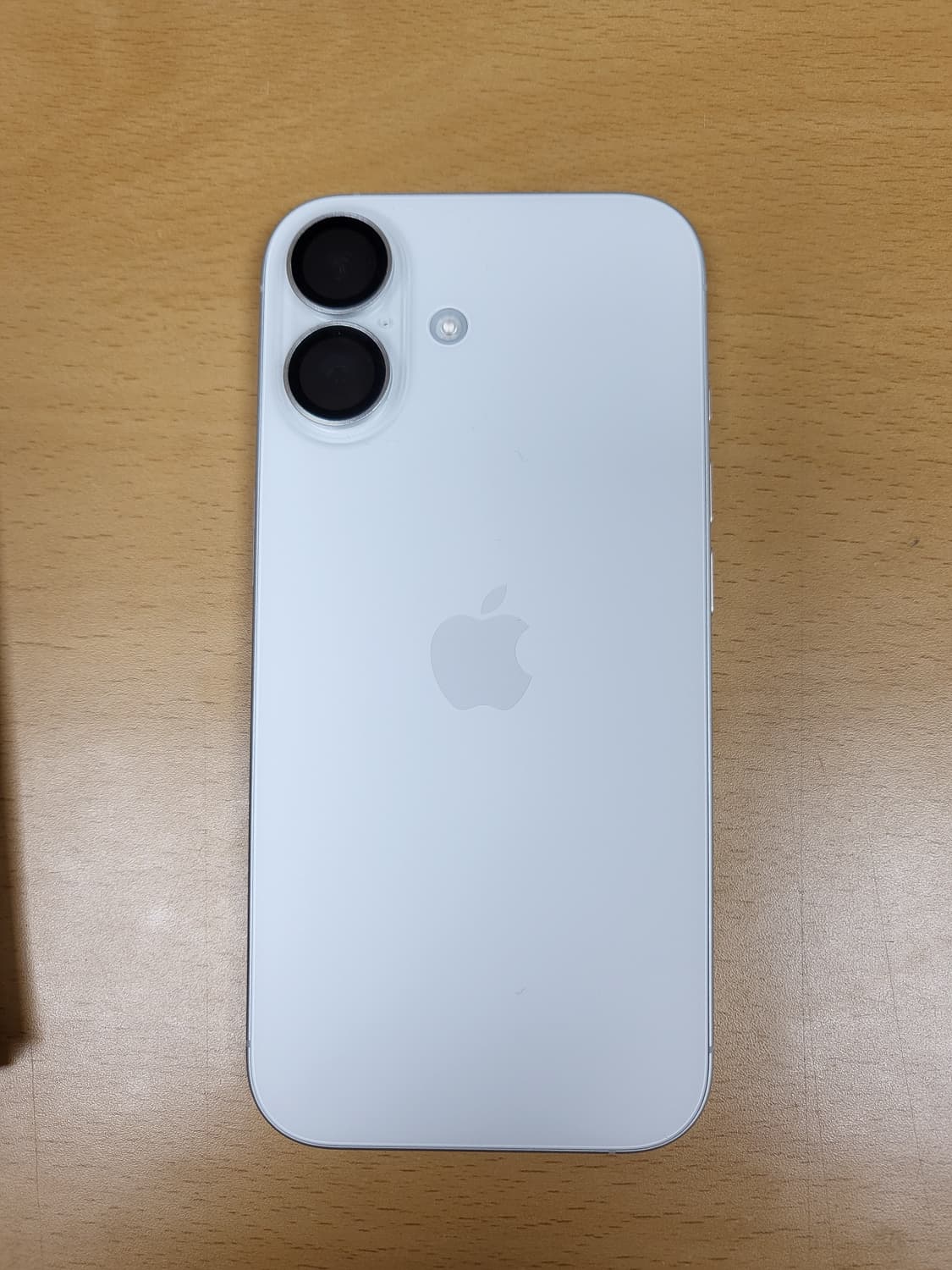 아이폰17 화이트 256기가 팝니다 상품이미지2