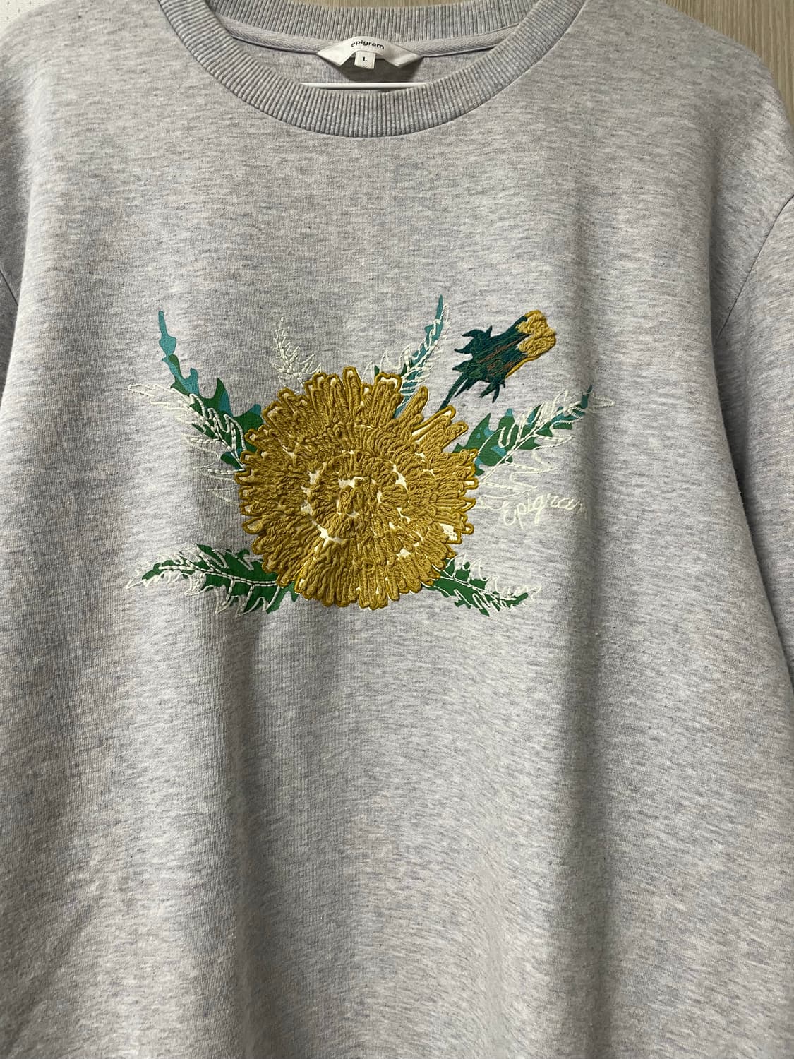 에피그램 민들레 자수 맨투맨, L사이즈 상품이미지2