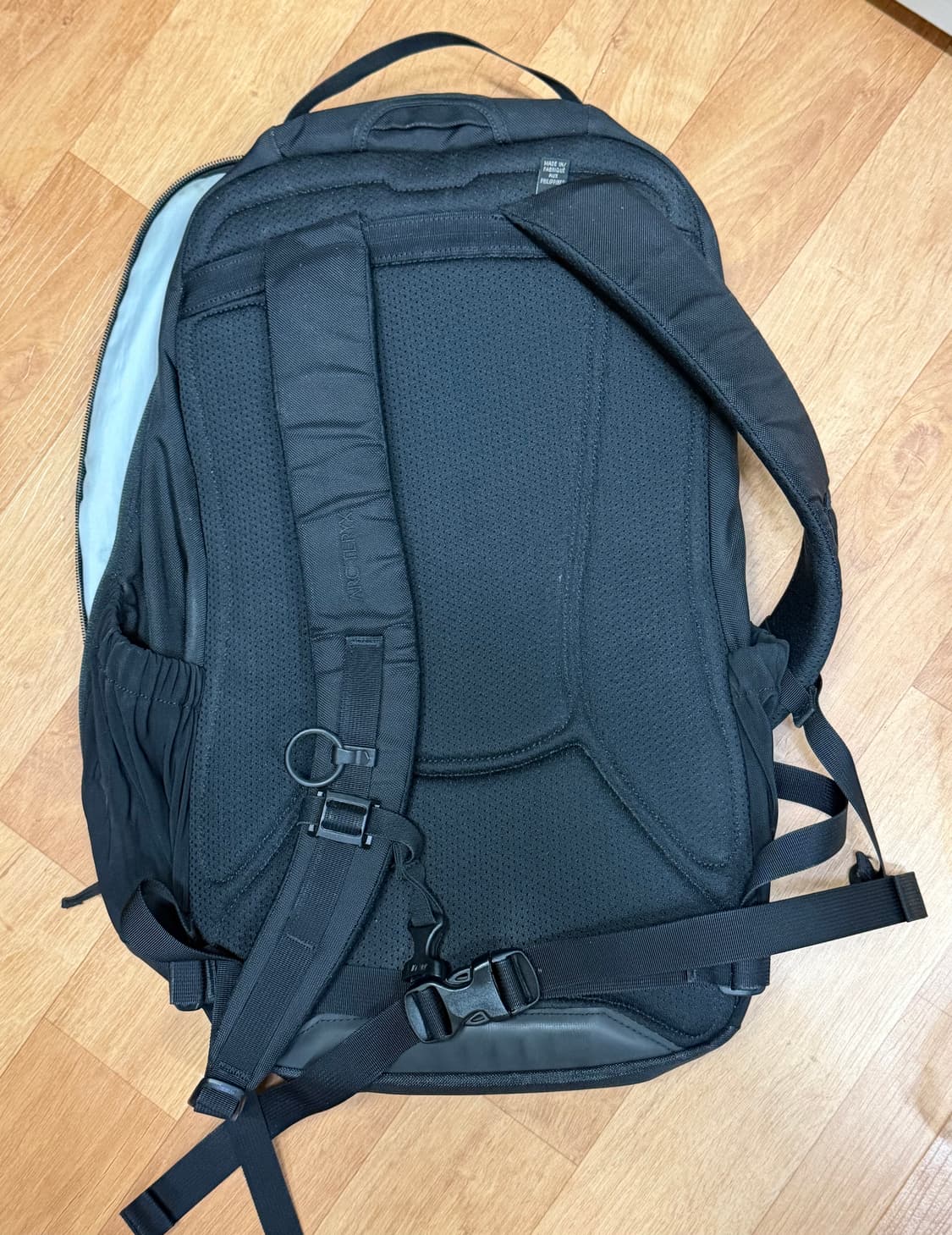 아크테릭스 맨티스 32 블랙 상품이미지2