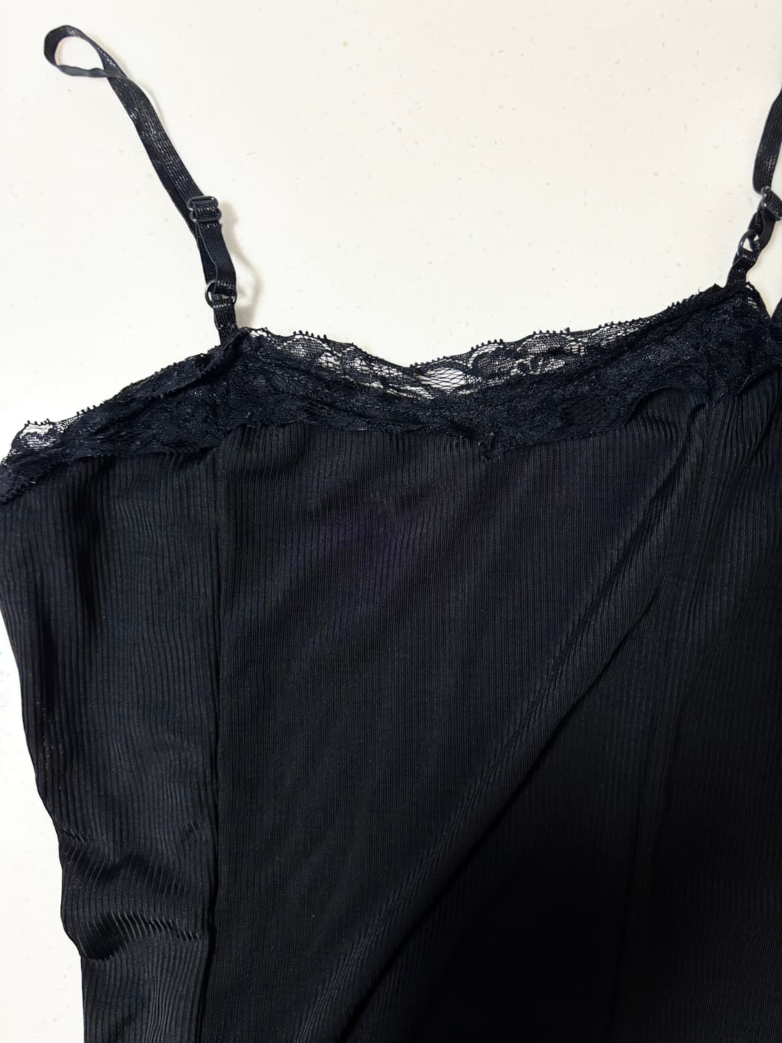 블랙 레이스 슬리브리스 트임 원피스 나시원피스 /연말룩 파티룩 오네갸루 상품이미지4