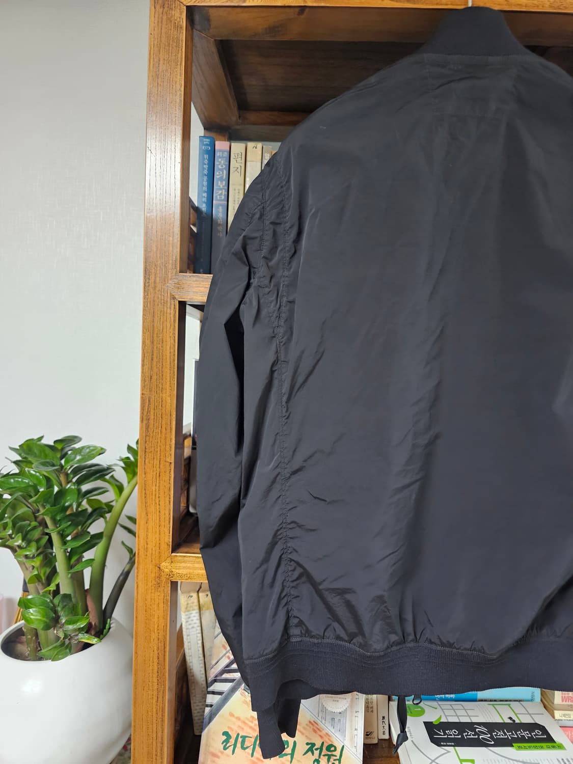 씨피컴퍼니 봄버 나일론 자켓 팔아요 cp 95 100 ma1 마원  바람 상품이미지8