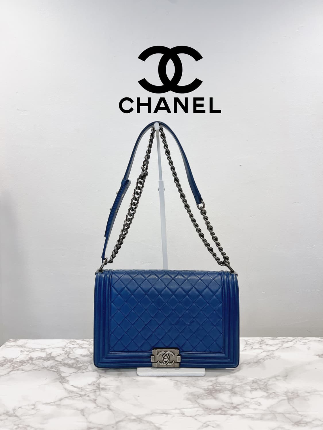 CHANEL 샤넬 보이백 뉴미듐/라자 상품이미지1