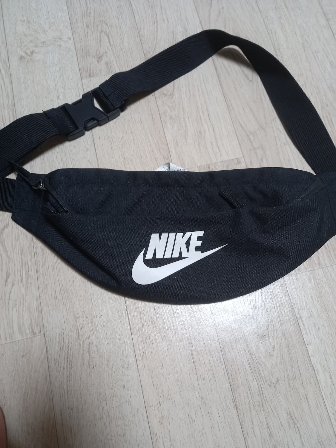 나이키 웨이스트백 상품이미지1