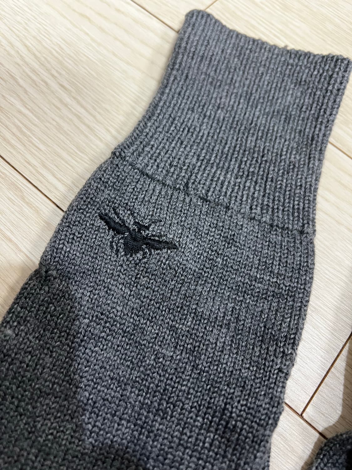 디올옴므 비자수 울 장갑 상품이미지2