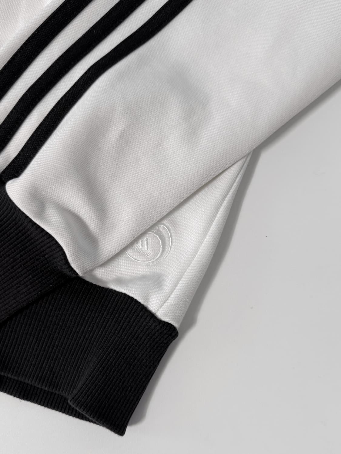 아디다스 00‘s 루즈핏 흰검 독일 08유로파 트랙 져지 상품이미지4