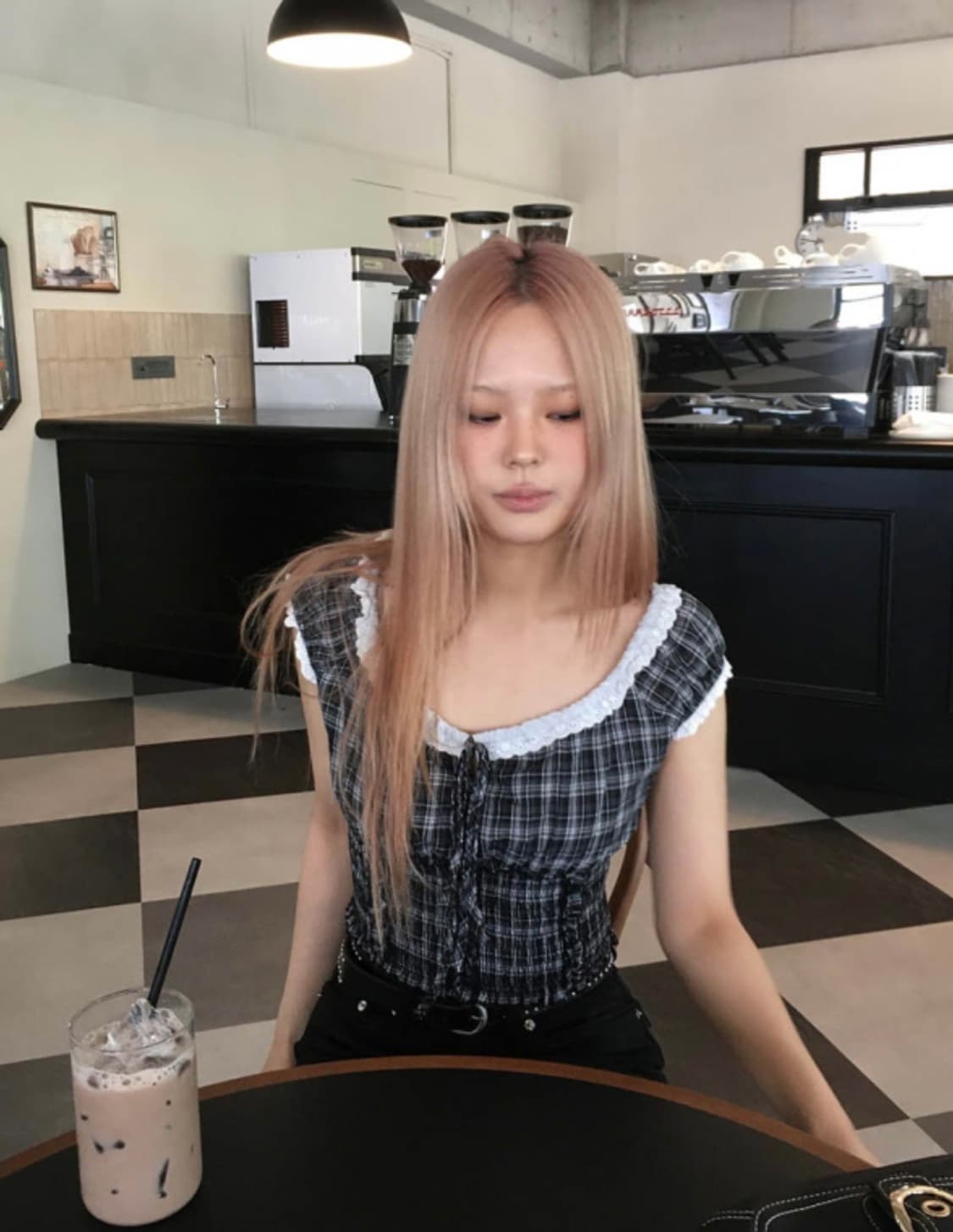 하몽 스모키 블라우스 상품이미지1