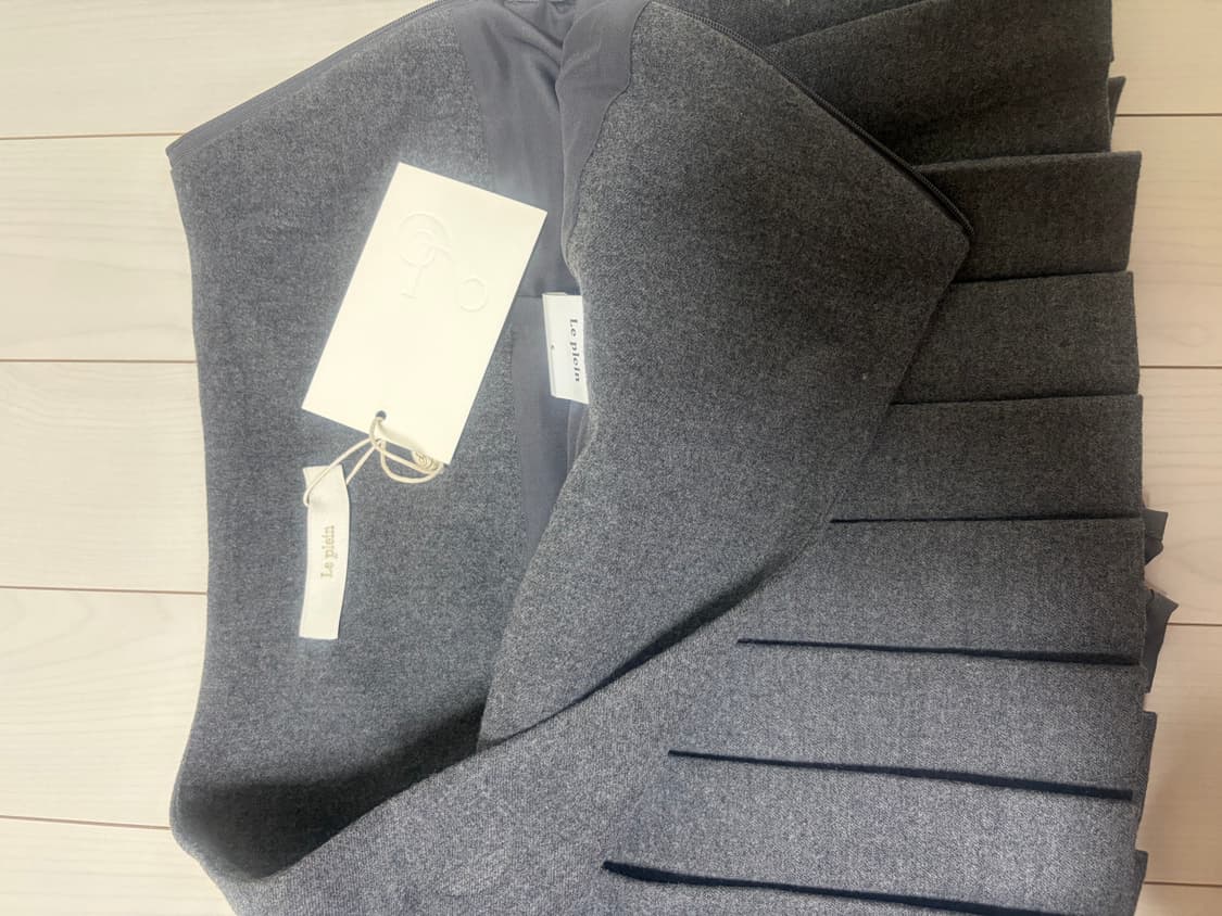 르플레인 마가렛 플리츠 스커트 새상품 상품이미지2