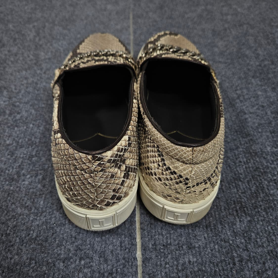 루이스리만 뱀피체인 하이엔드 슬립온 한정판 급처 상품이미지4