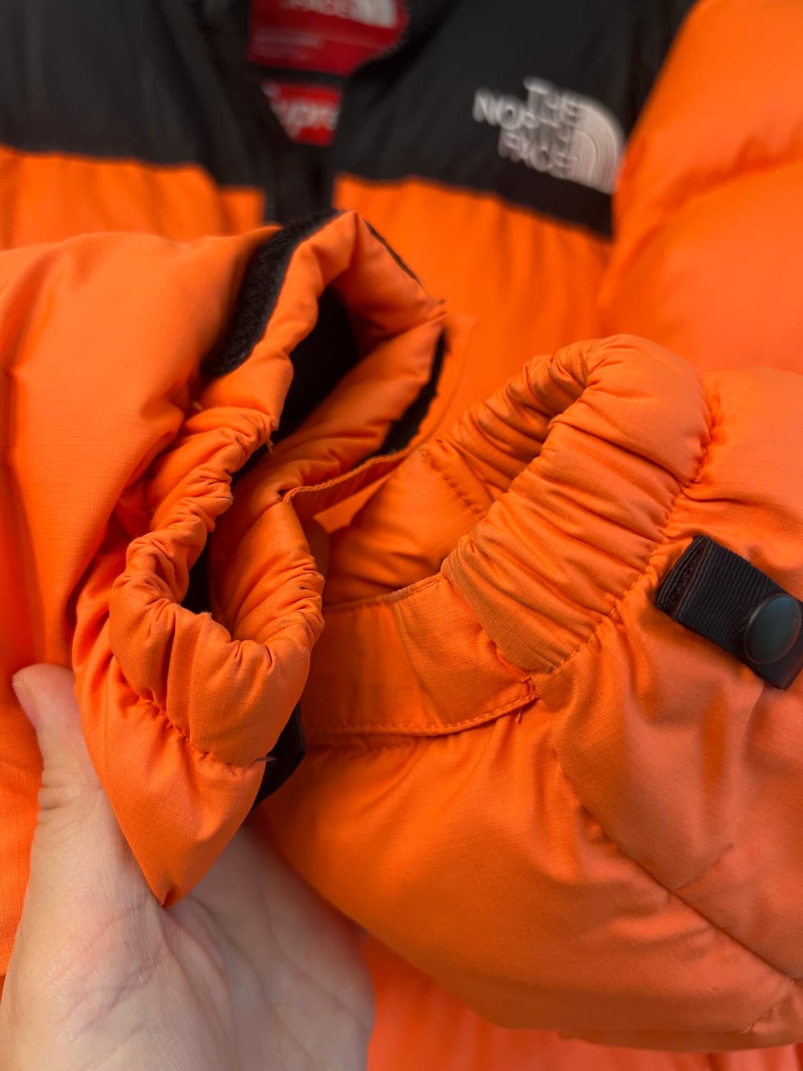 슈프림x노스페이스 패딩 파워 오렌지 L 상품이미지3