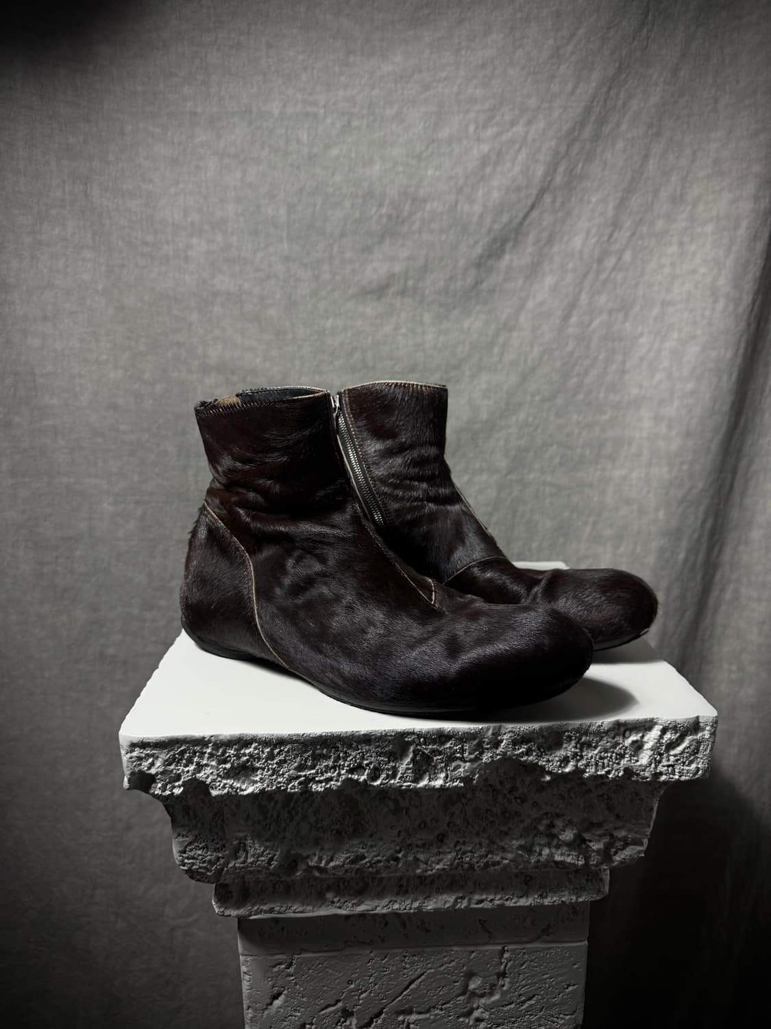 The Viridi-anne Pony Hair Ankle Boots   상품이미지2