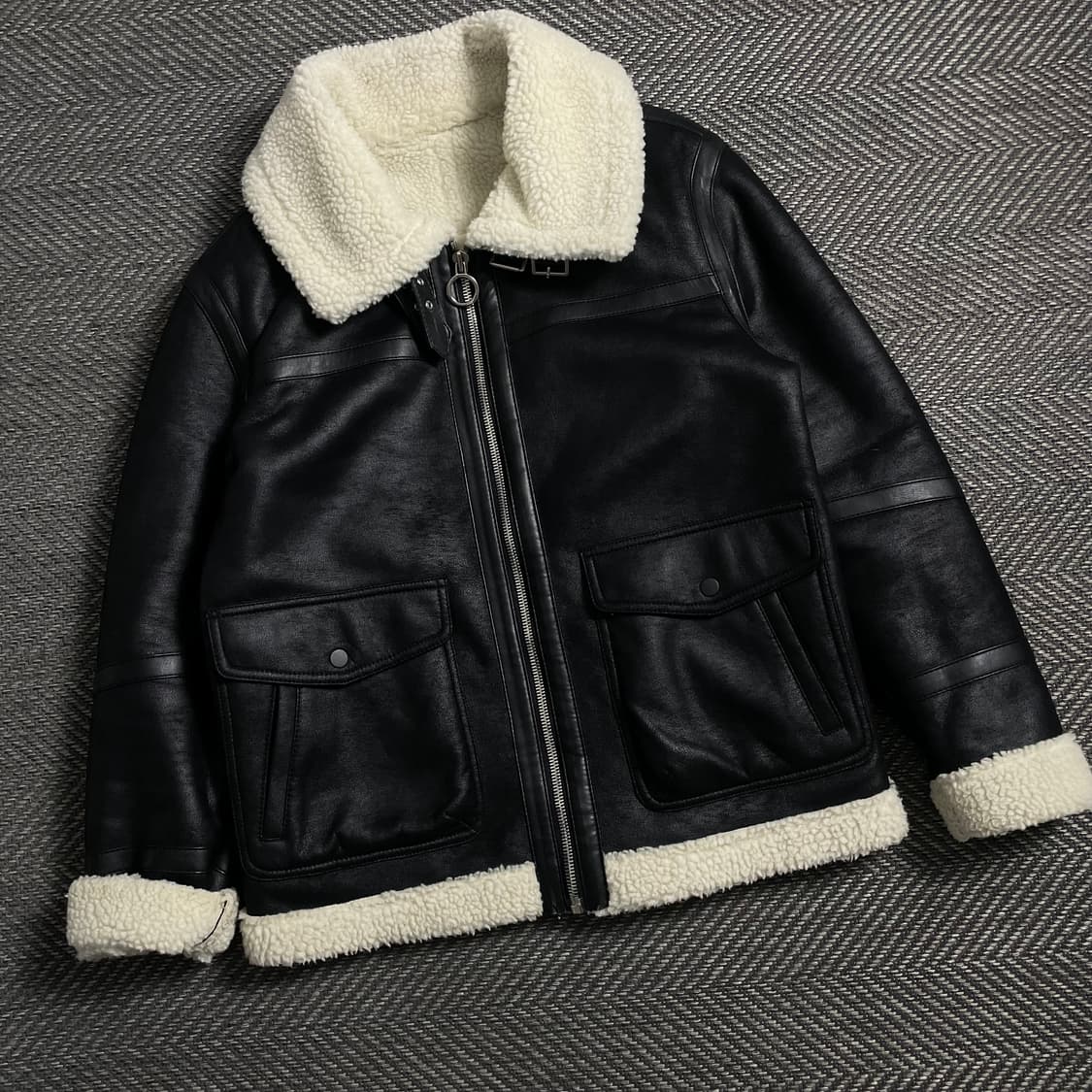 SIEG 지이크 미니멀 하이넥 시어링 무스탕 자켓 y 4729 상품이미지1