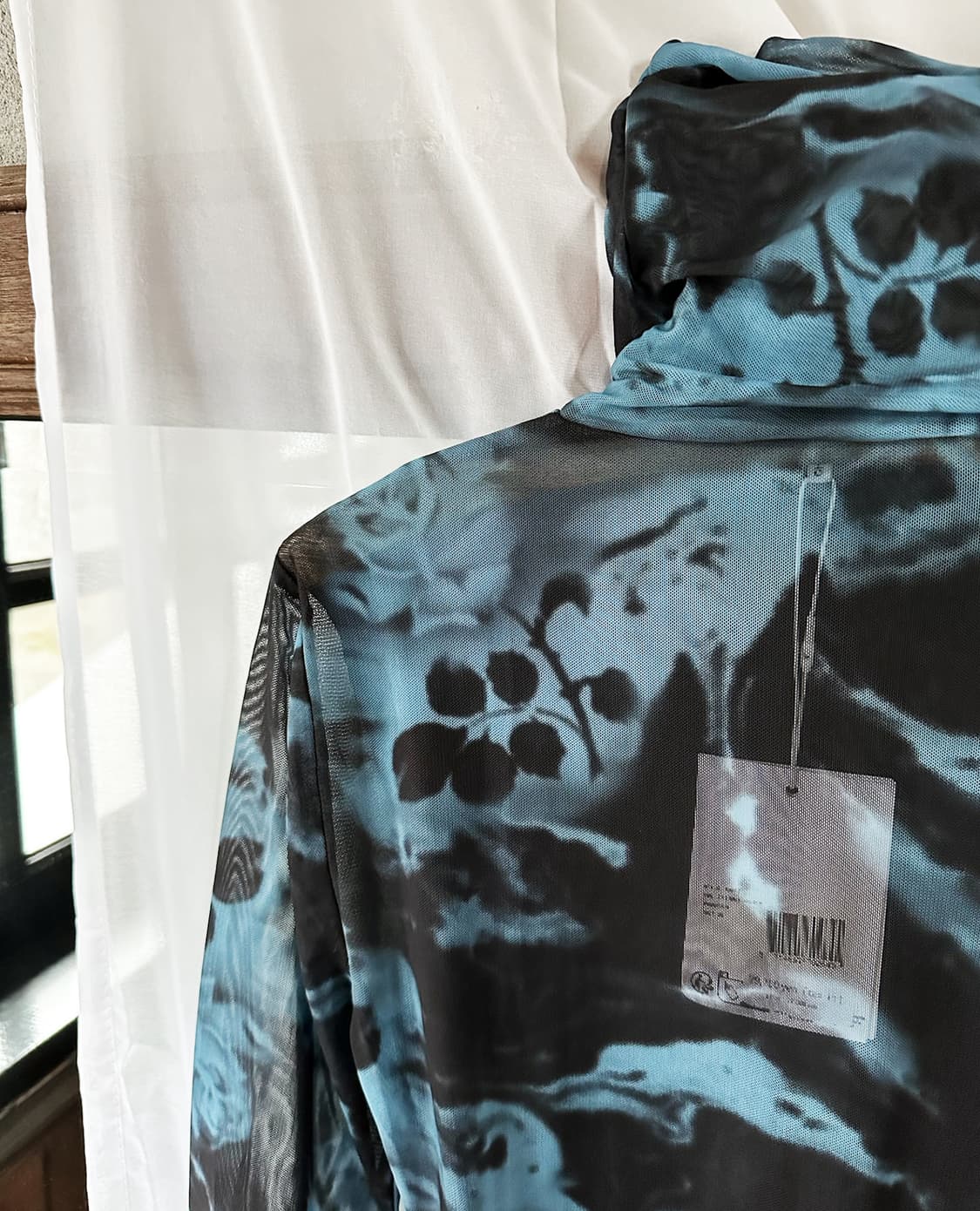 GANNI printed mesh turtleneck 상품이미지7