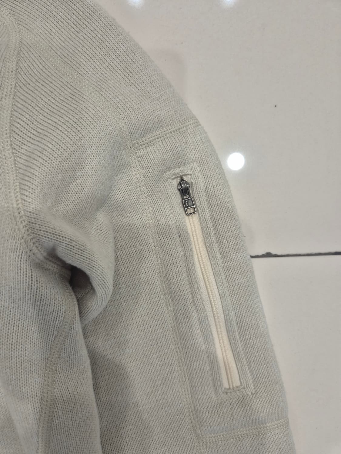 파타고니아 반 지퍼형 사이즈 s 판매합니다  상품이미지2