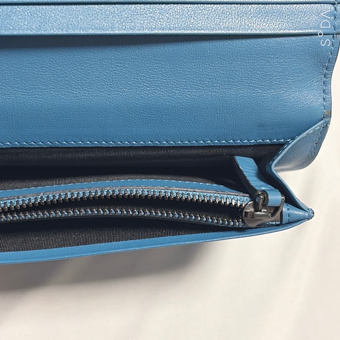 발렌티노 블랙 장지갑 상품이미지10