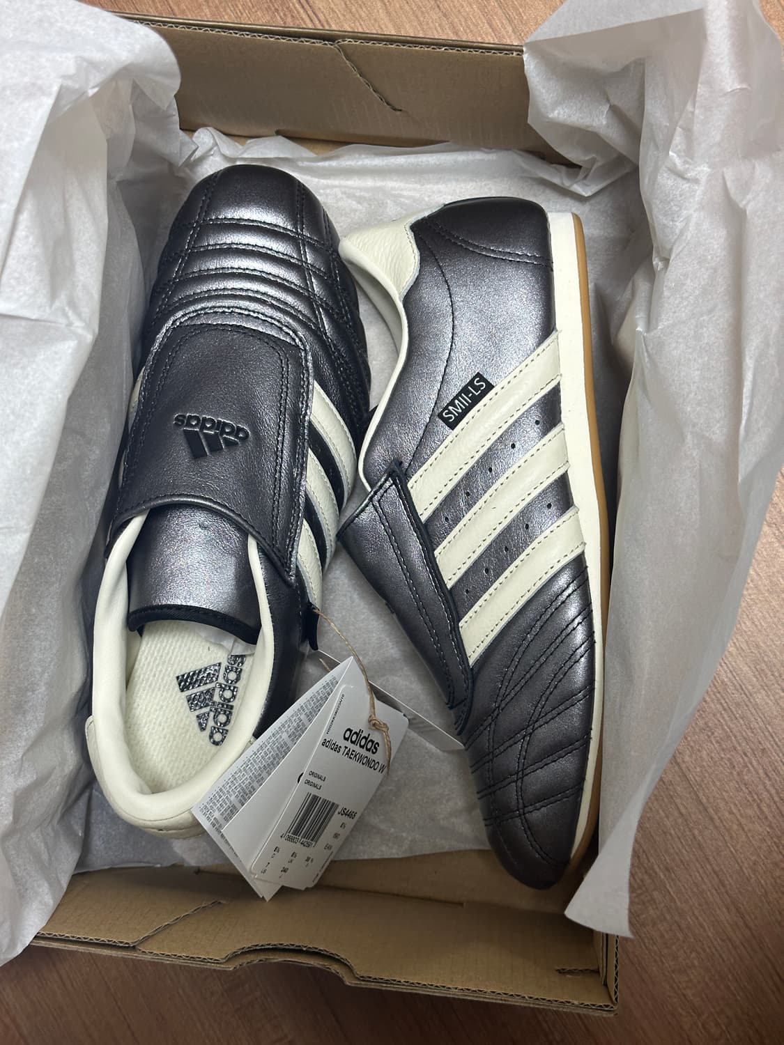 아디다스 태권도 코어 실버 메탈릭 240 새상품 상품이미지2