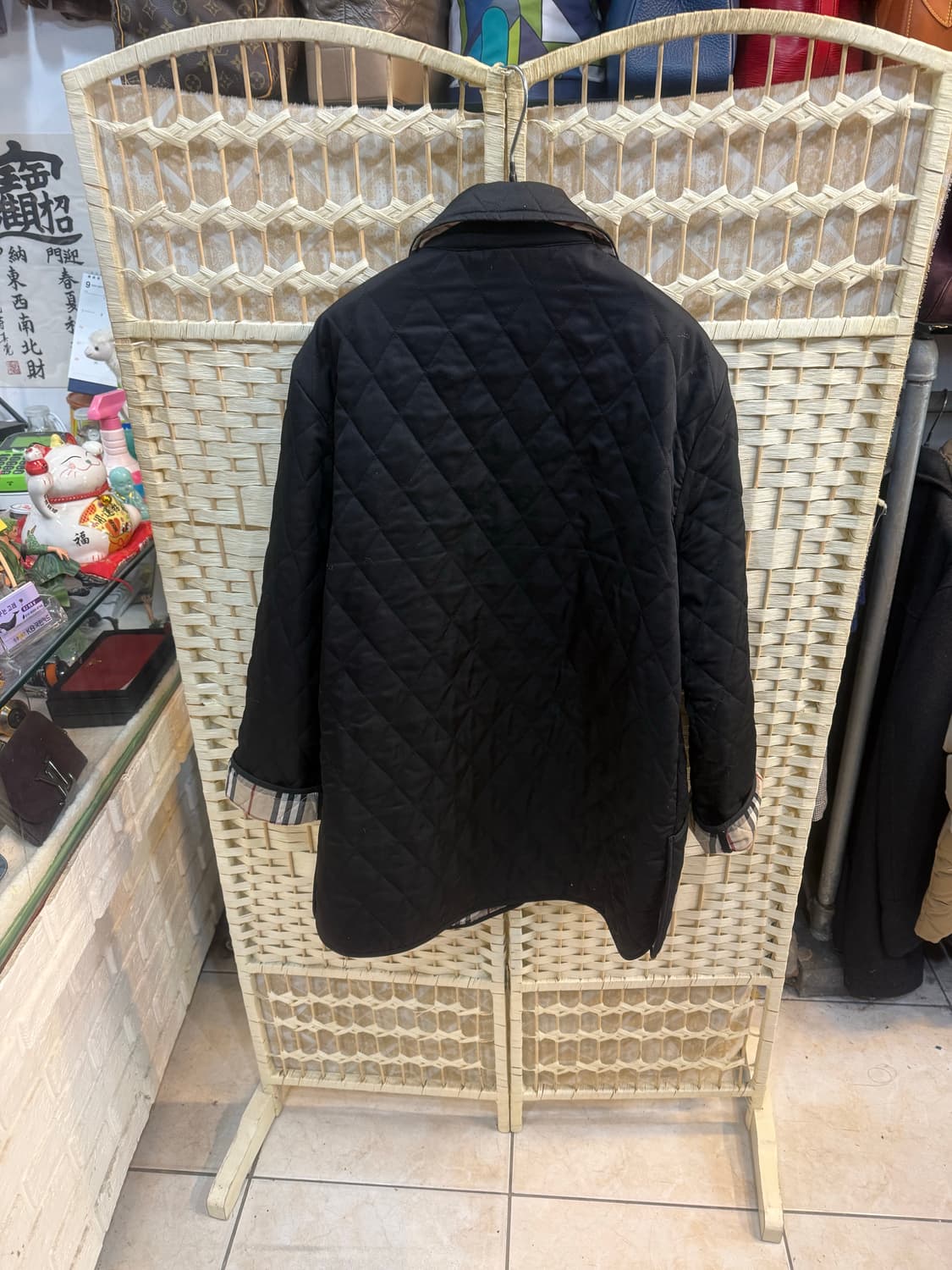 10/66-77 정품 버버리 누빔자켓 팝니다 상품이미지7