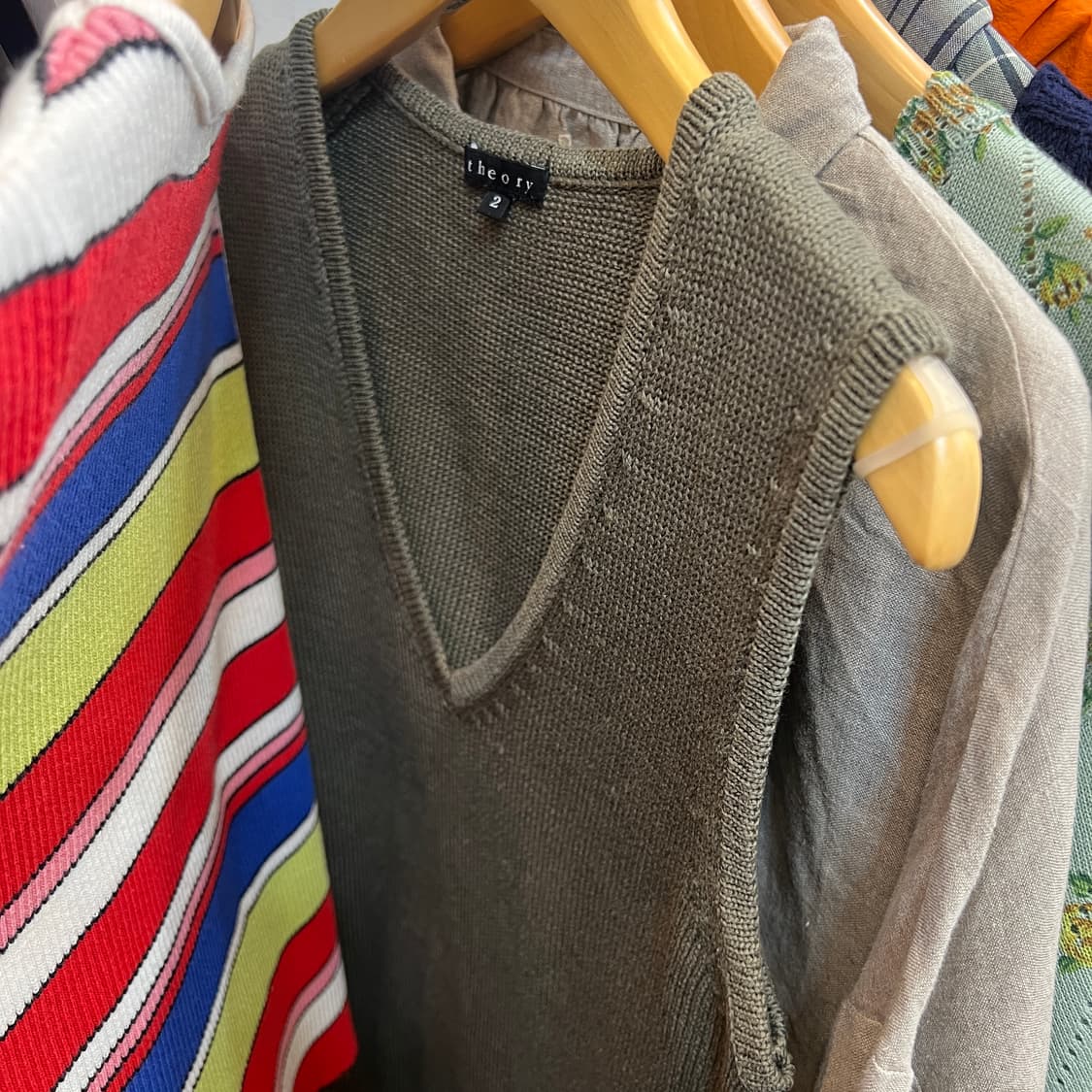 Theory  니트 슬리브리스 상품이미지8